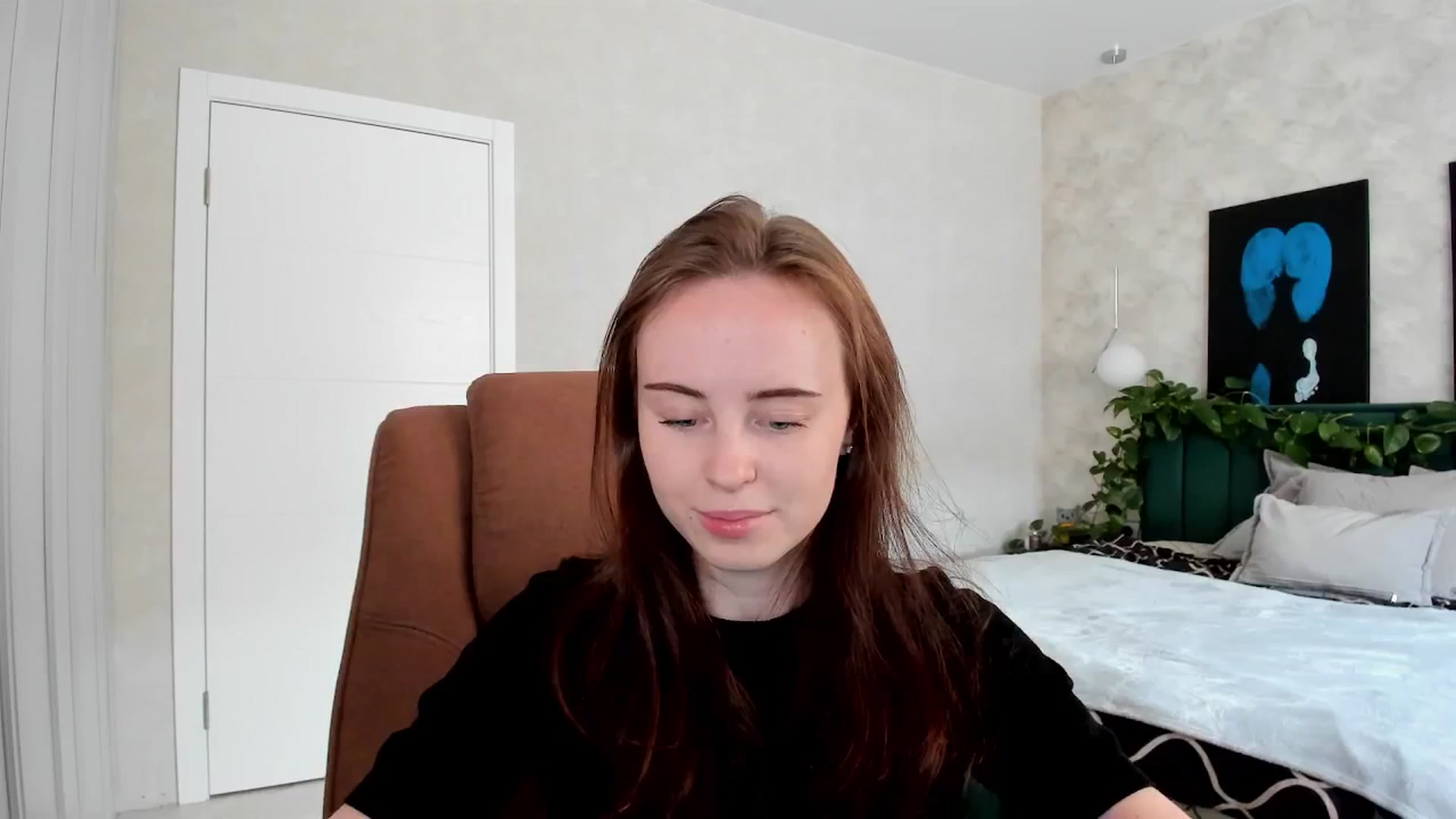 Gallery image thumbnail from userSasha's myfreecams stream on, 04/29/2026, 06:32 image 15 of 20