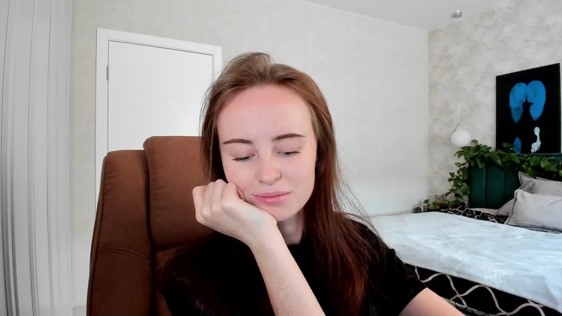 Gallery image thumbnail from userSasha's myfreecams stream on, 04/29/2026, 06:32 image 6 of 20