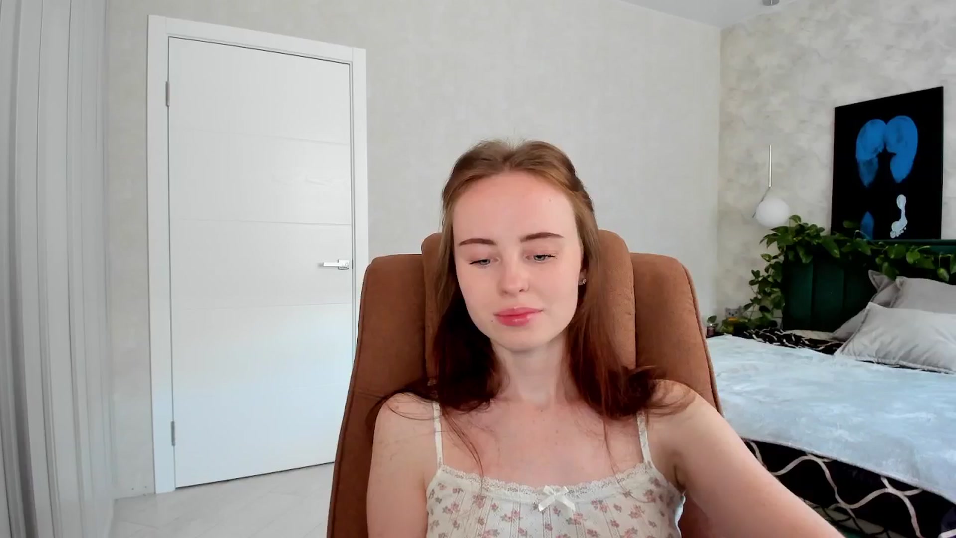 Gallery image thumbnail from userSasha's myfreecams stream on, 04/30/2026, 05:26 image 17 of 20