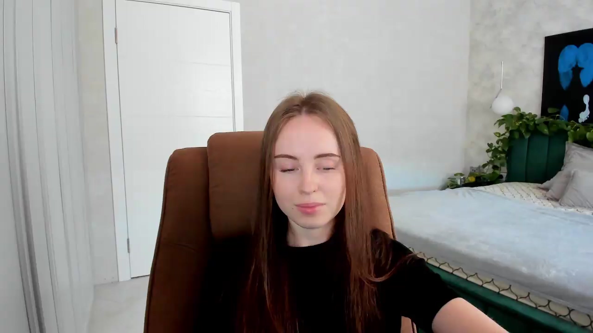 Gallery image thumbnail from userSasha's myfreecams stream on, 05/06/2026, 06:53 image 12 of 20