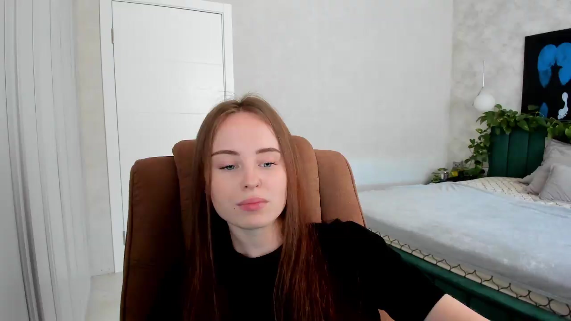 Gallery image thumbnail from userSasha's myfreecams stream on, 05/06/2026, 06:53 image 17 of 20