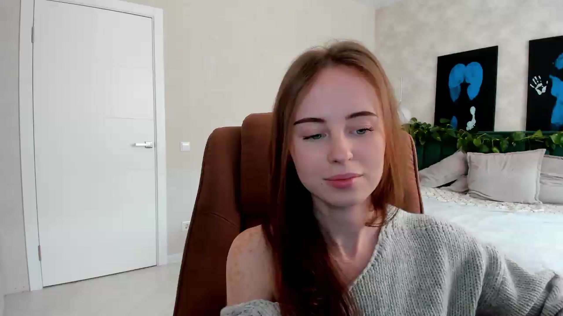 Gallery image thumbnail from userSasha's myfreecams stream on, 05/09/2026, 07:13 image 11 of 20
