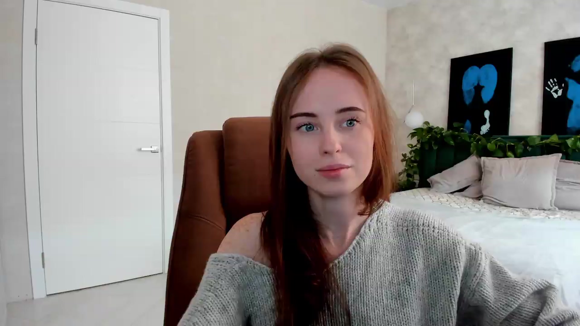 Gallery image thumbnail from userSasha's myfreecams stream on, 05/09/2026, 07:13 image 9 of 20