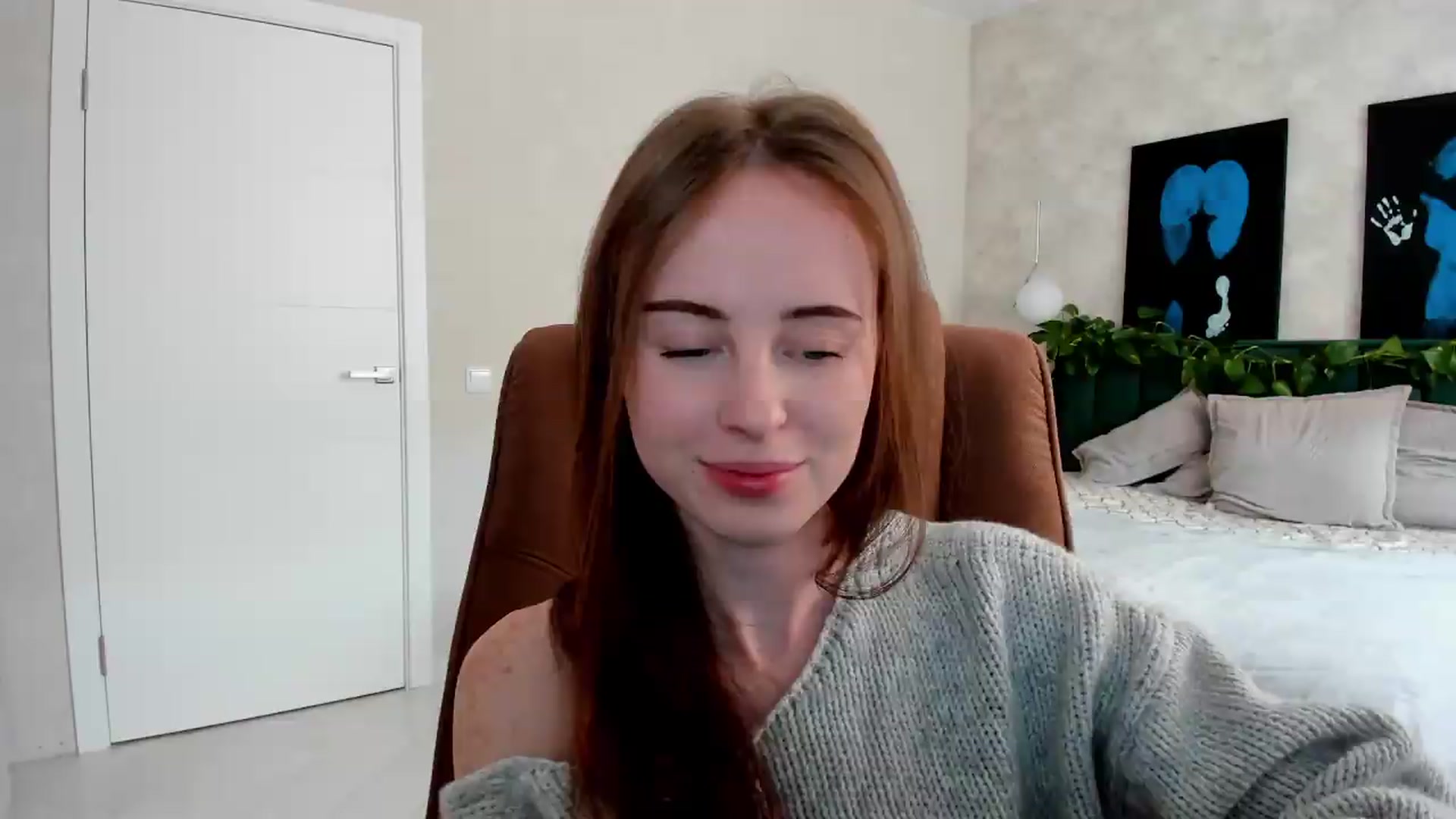 Gallery image thumbnail from userSasha's myfreecams stream on, 05/09/2026, 07:13 image 10 of 20