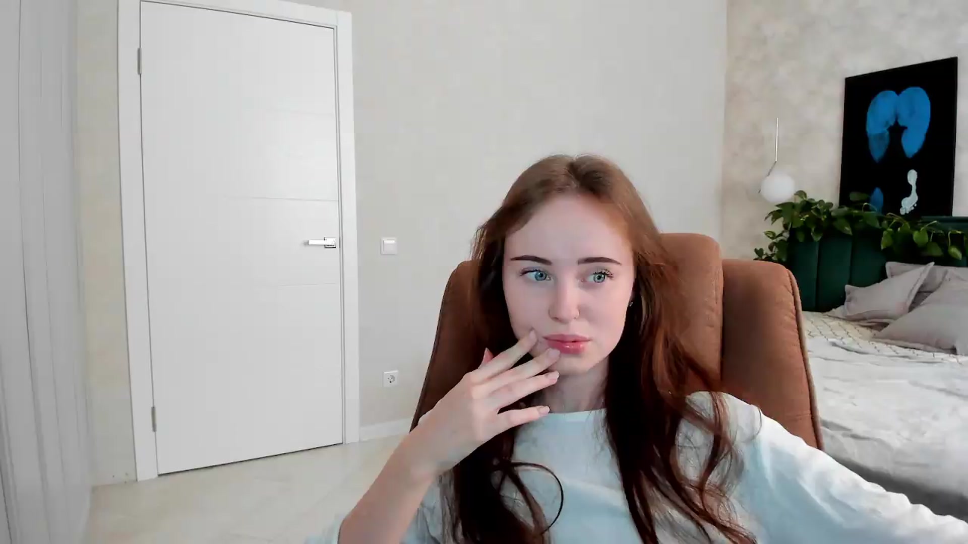Gallery image thumbnail from userSasha's myfreecams stream on, 05/10/2026, 05:22 image 7 of 20