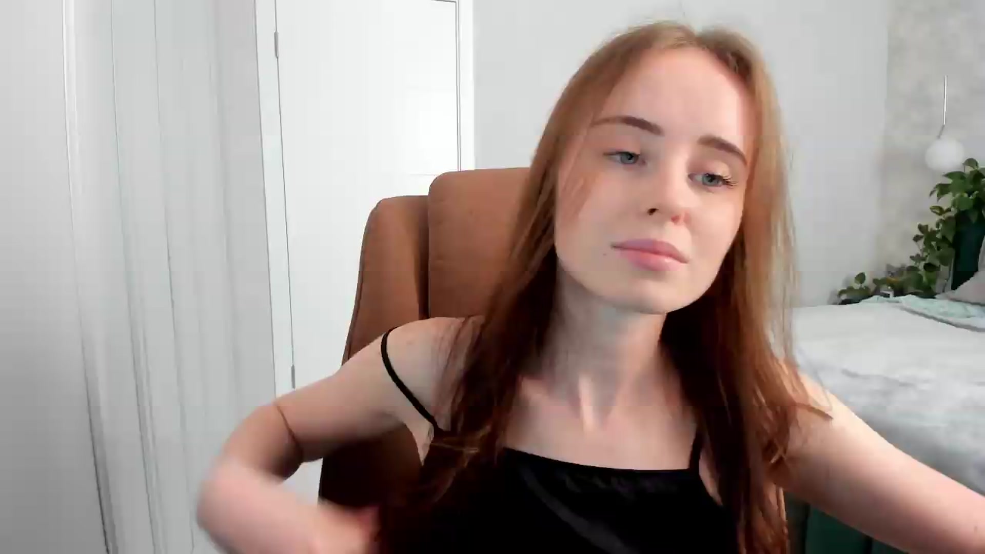 Gallery image thumbnail from userSasha's myfreecams stream on, 06/07/2026, 07:01 image 3 of 20