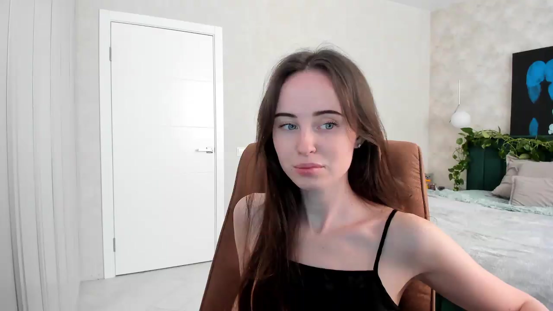 Gallery image thumbnail from userSasha's myfreecams stream on, 06/11/2026, 06:29 image 1 of 20