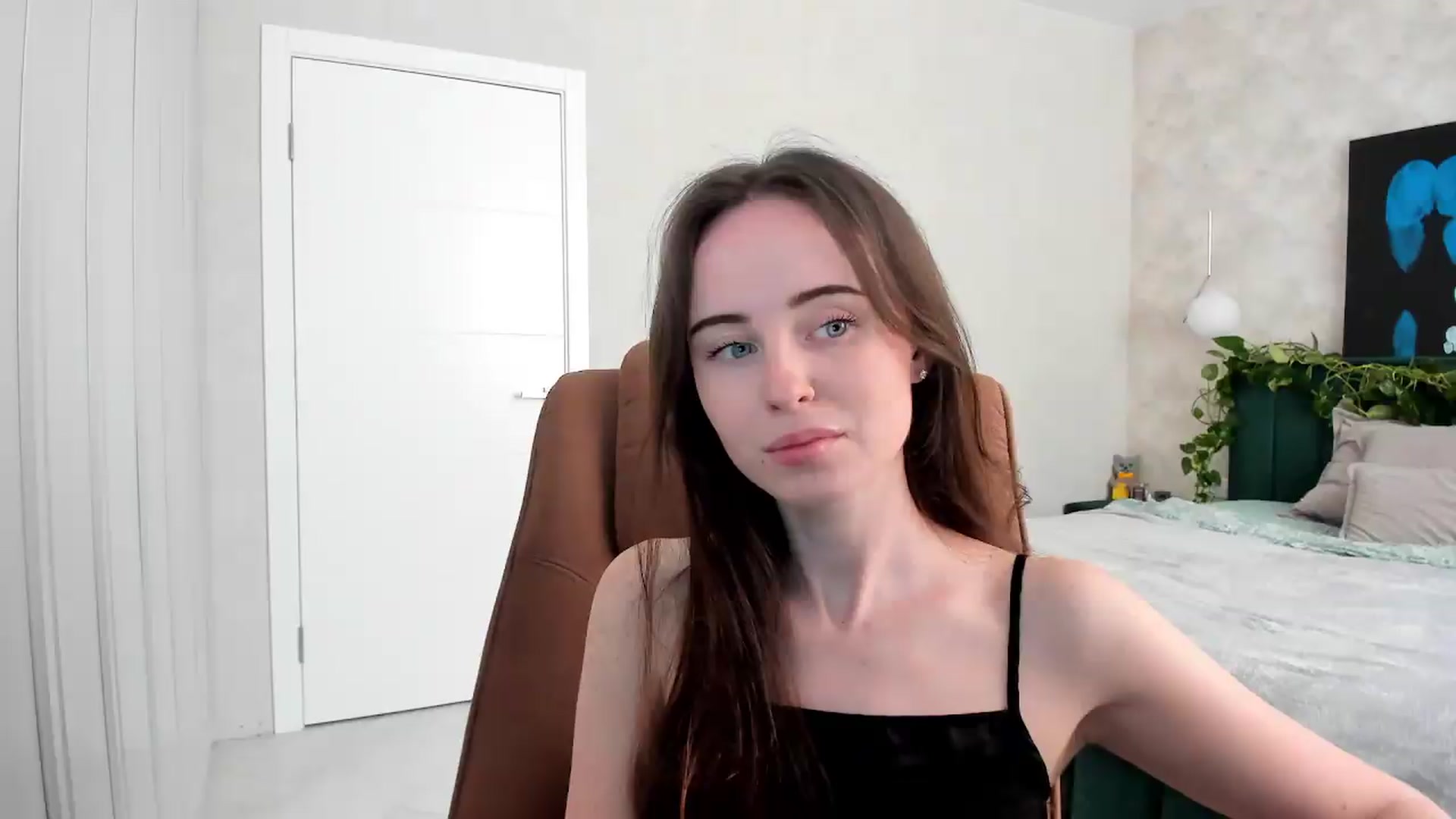 Gallery image thumbnail from userSasha's myfreecams stream on, 06/11/2026, 06:29 image 2 of 20