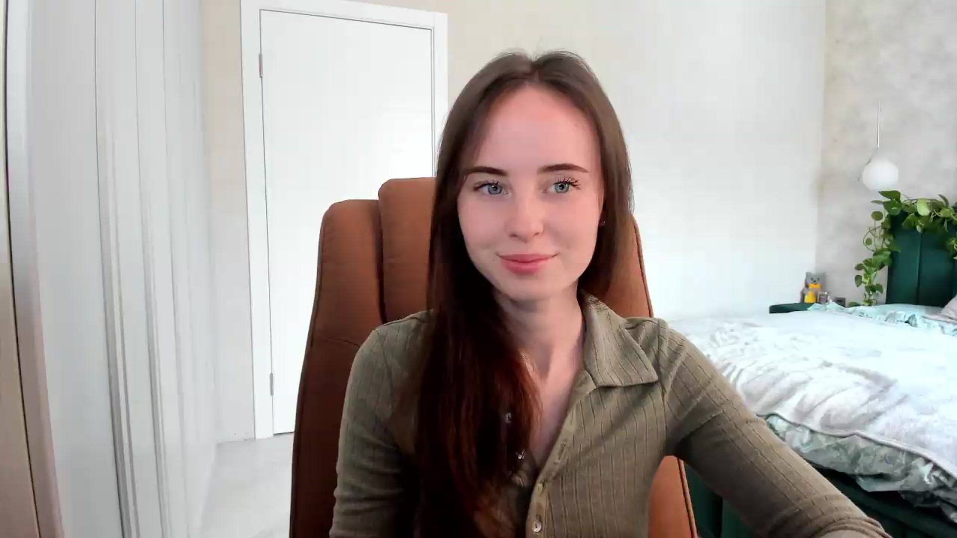 Gallery image thumbnail from userSasha's myfreecams stream on, 06/15/2026, 06:03 image 16 of 20