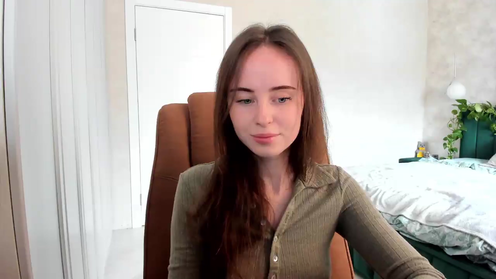 Gallery image thumbnail from userSasha's myfreecams stream on, 06/15/2026, 06:03 image 11 of 20