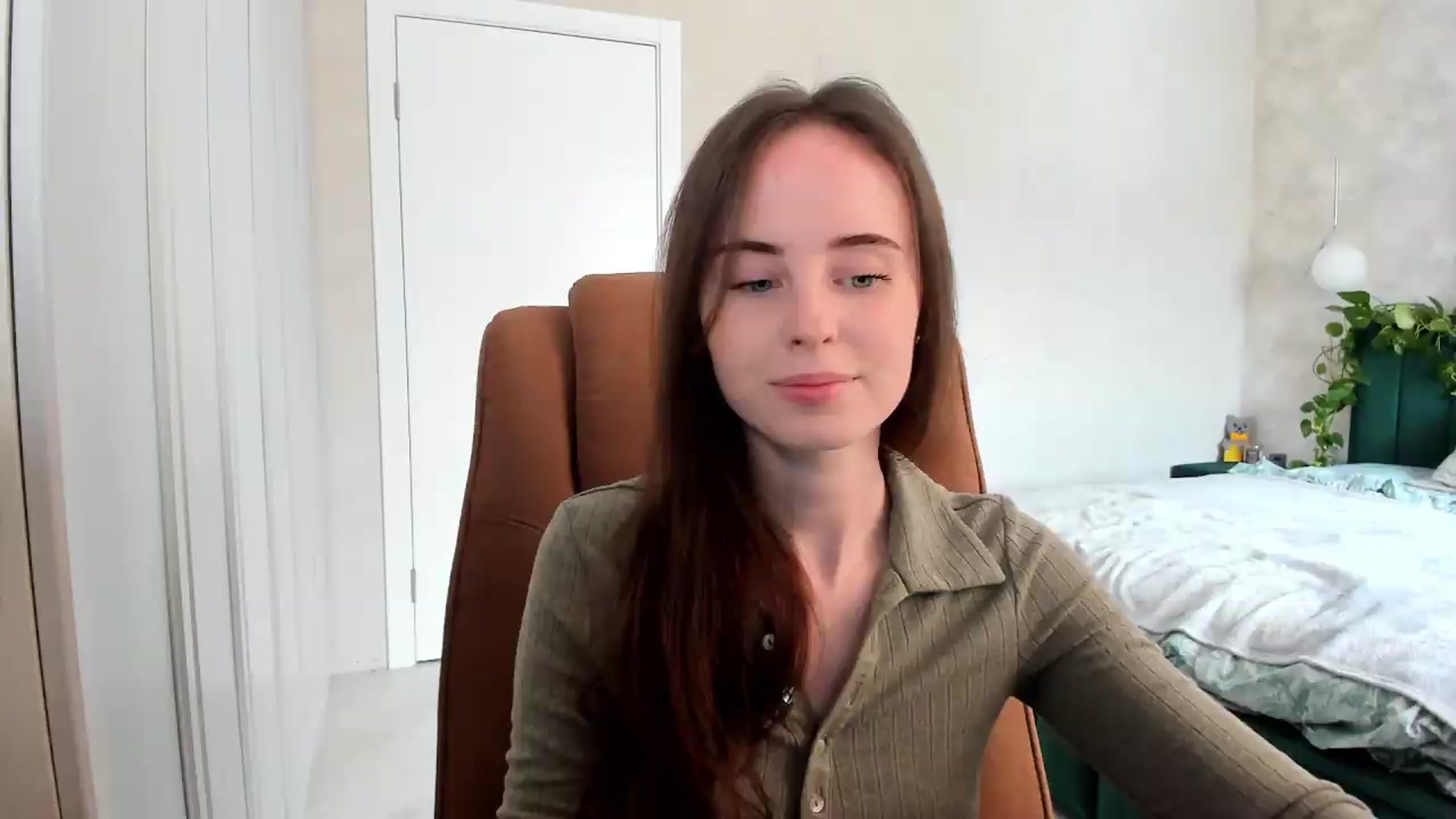 Gallery image thumbnail from userSasha's myfreecams stream on, 06/15/2026, 06:03 image 15 of 20