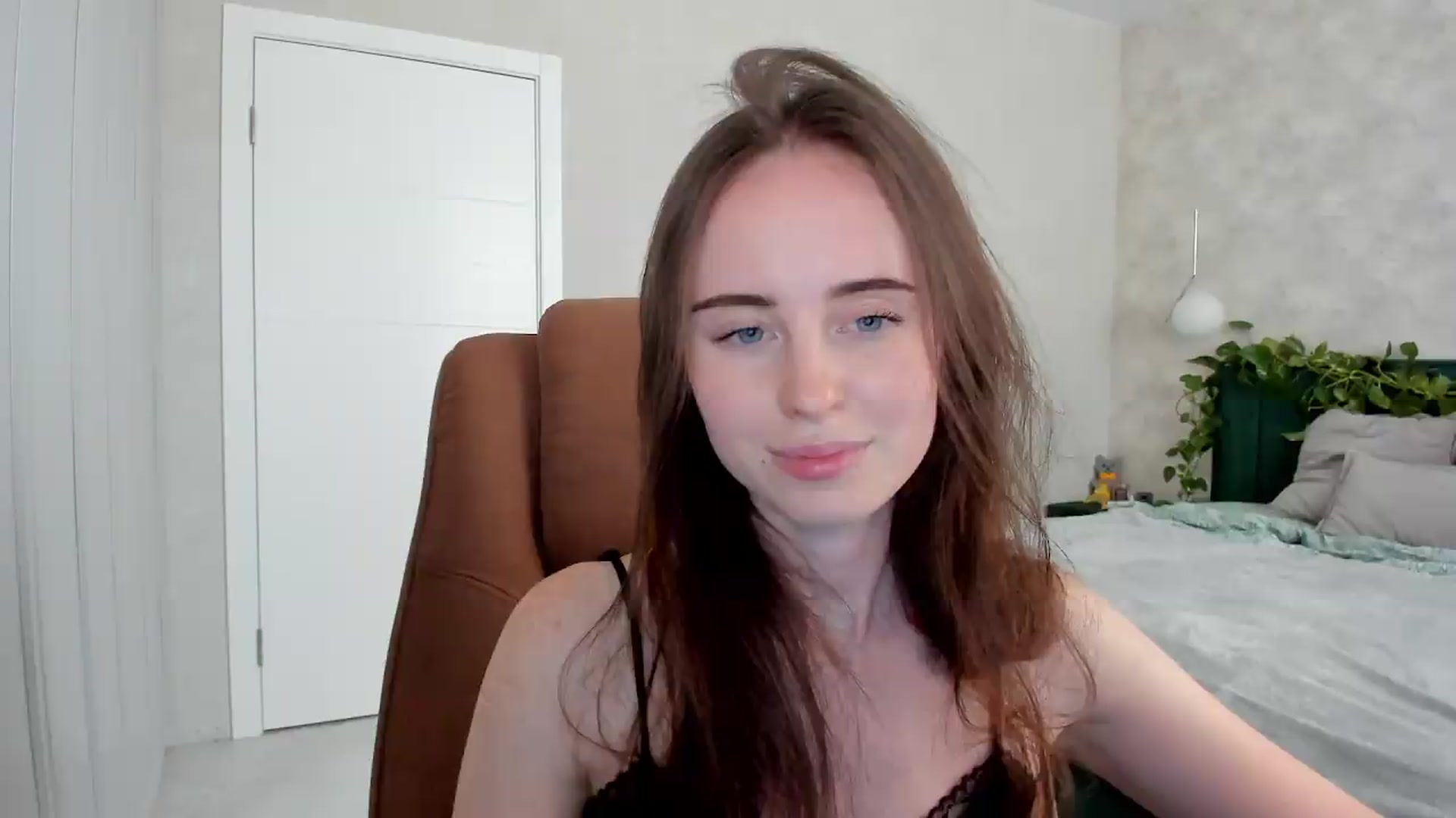 Gallery image thumbnail from userSasha's myfreecams stream on, 06/20/2026, 16:09 image 14 of 20