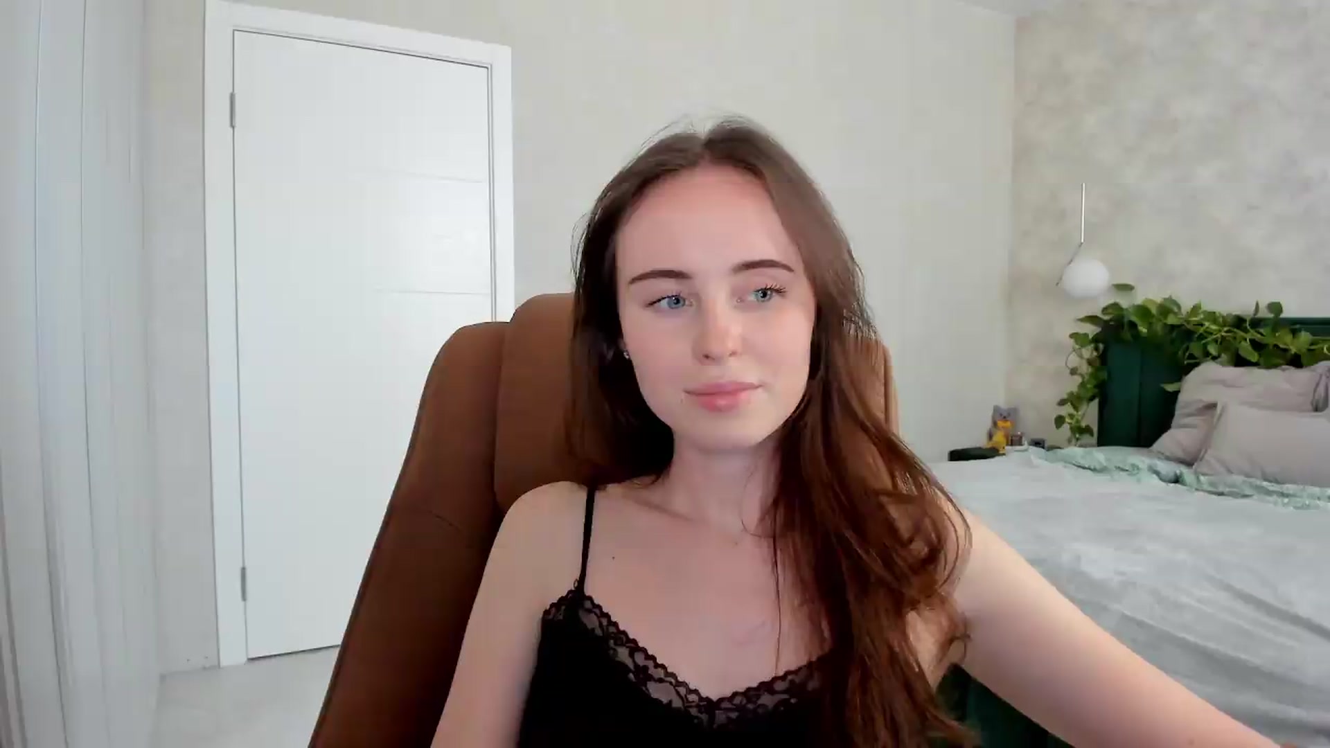 Gallery image thumbnail from userSasha's myfreecams stream on, 06/20/2026, 16:09 image 6 of 20
