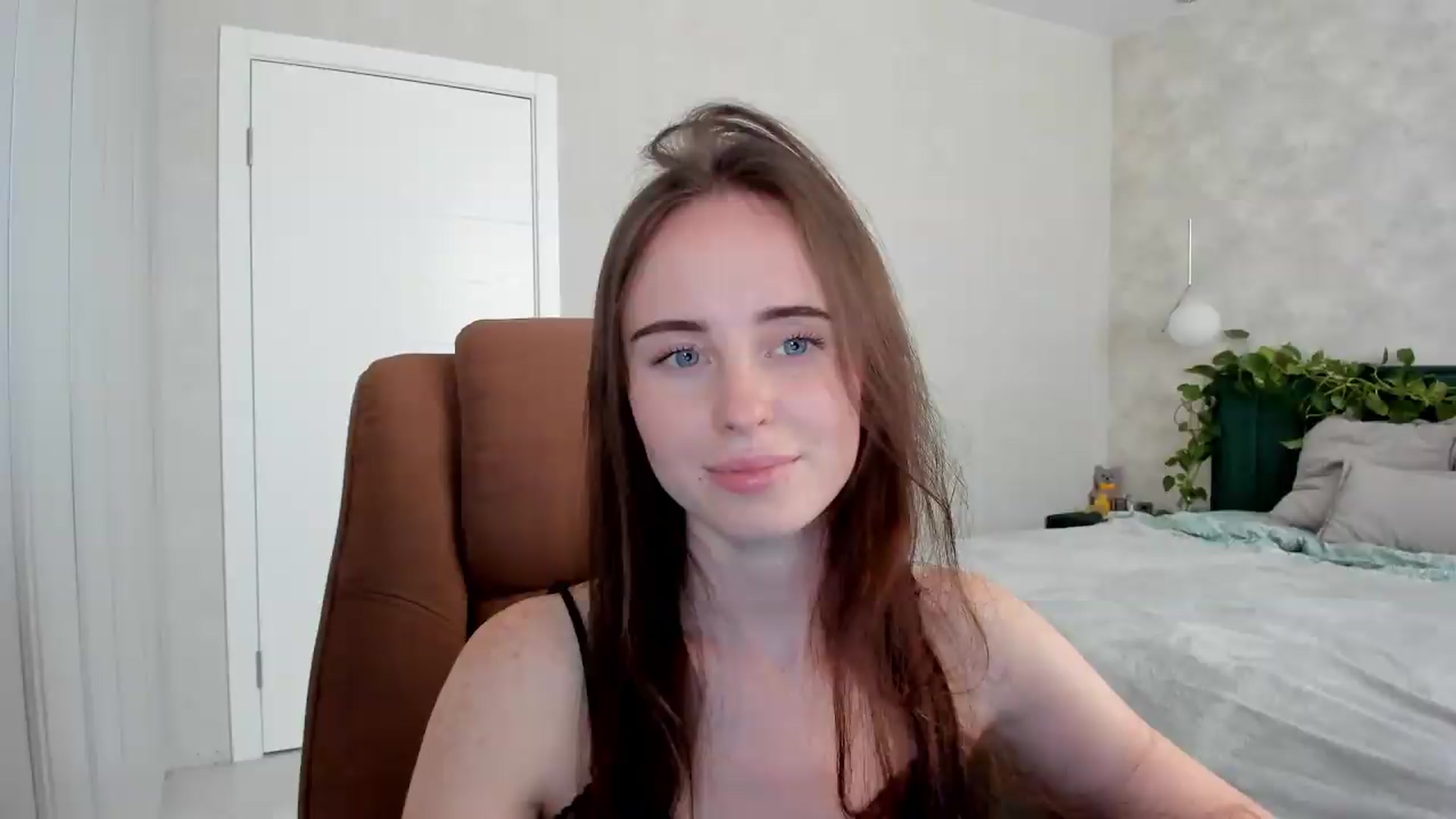 Gallery image thumbnail from userSasha's myfreecams stream on, 06/20/2026, 16:09 image 18 of 20