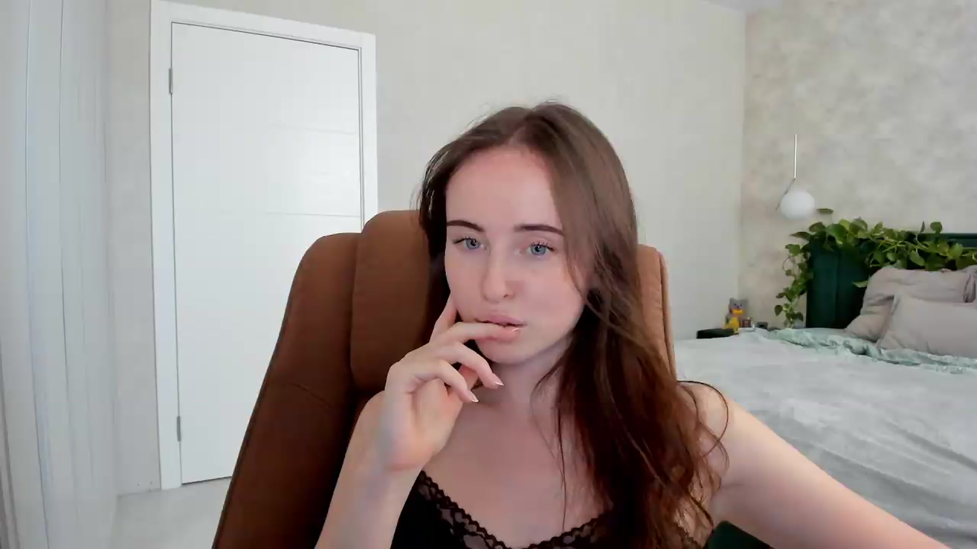 Gallery image thumbnail from userSasha's myfreecams stream on, 06/20/2026, 16:09 image 7 of 20