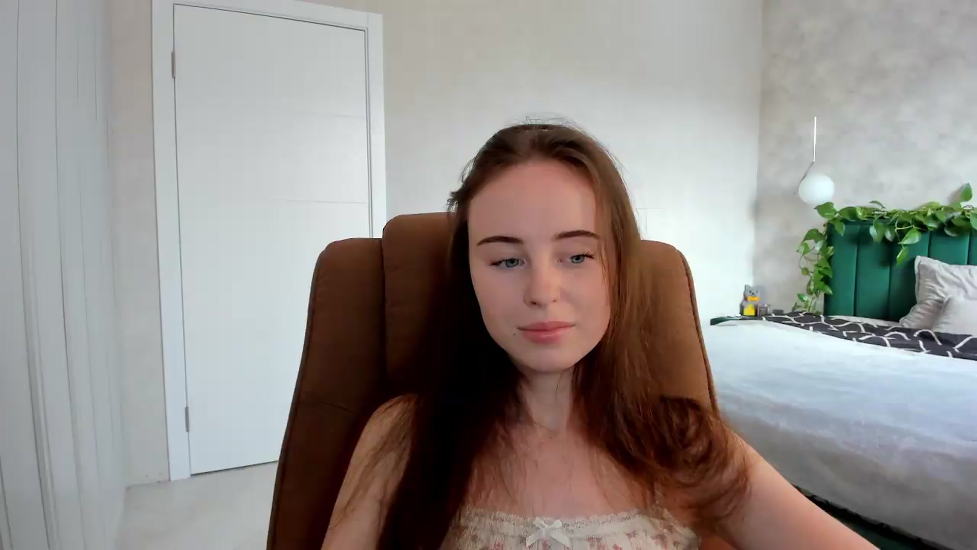 Gallery image thumbnail from userSasha's myfreecams stream on, 07/04/2026, 06:49 image 5 of 20