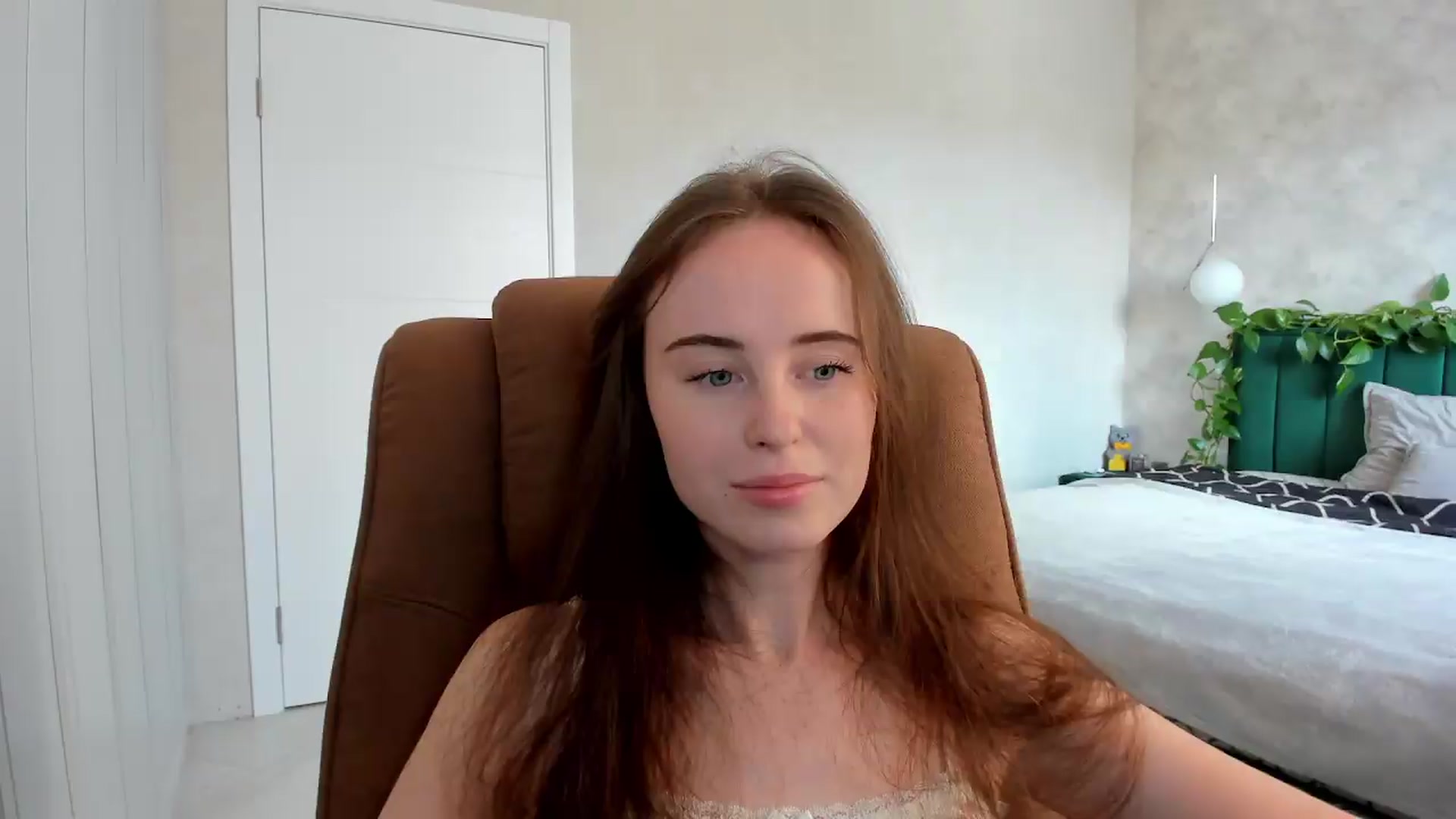 Gallery image thumbnail from userSasha's myfreecams stream on, 07/04/2026, 06:49 image 17 of 20