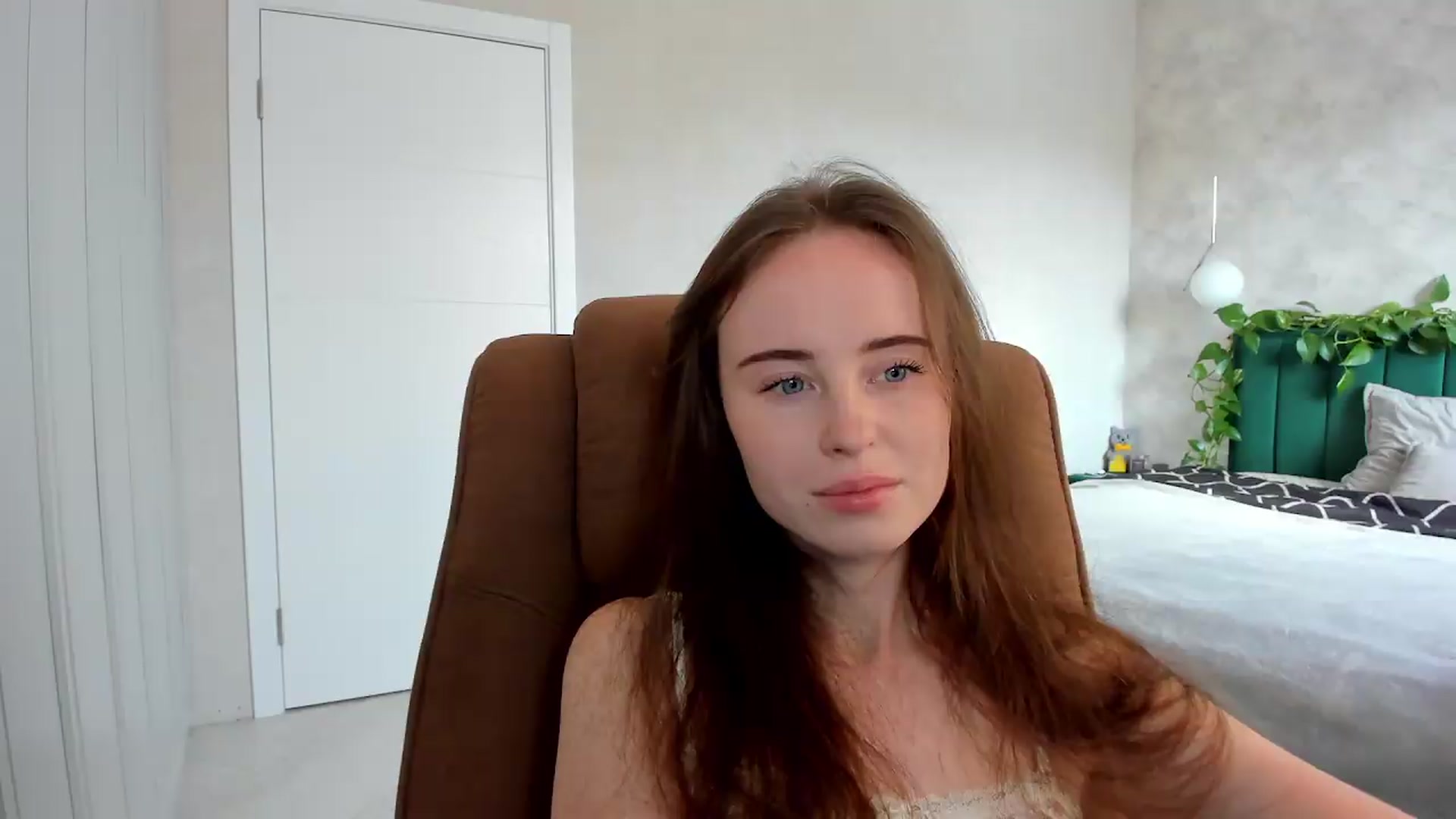 Gallery image thumbnail from userSasha's myfreecams stream on, 07/04/2026, 06:49 image 7 of 20