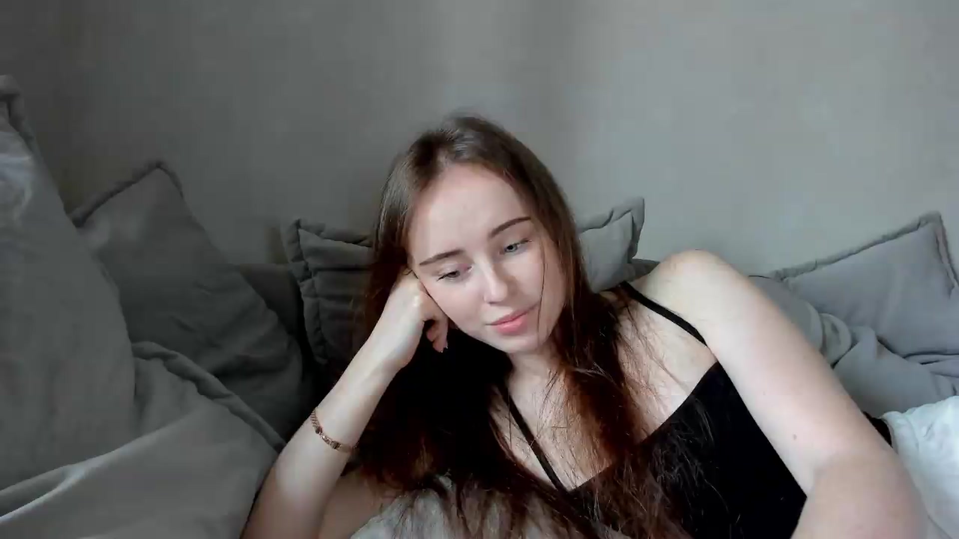 Gallery image thumbnail from userSasha's myfreecams stream on, 07/06/2026, 05:39 image 18 of 20