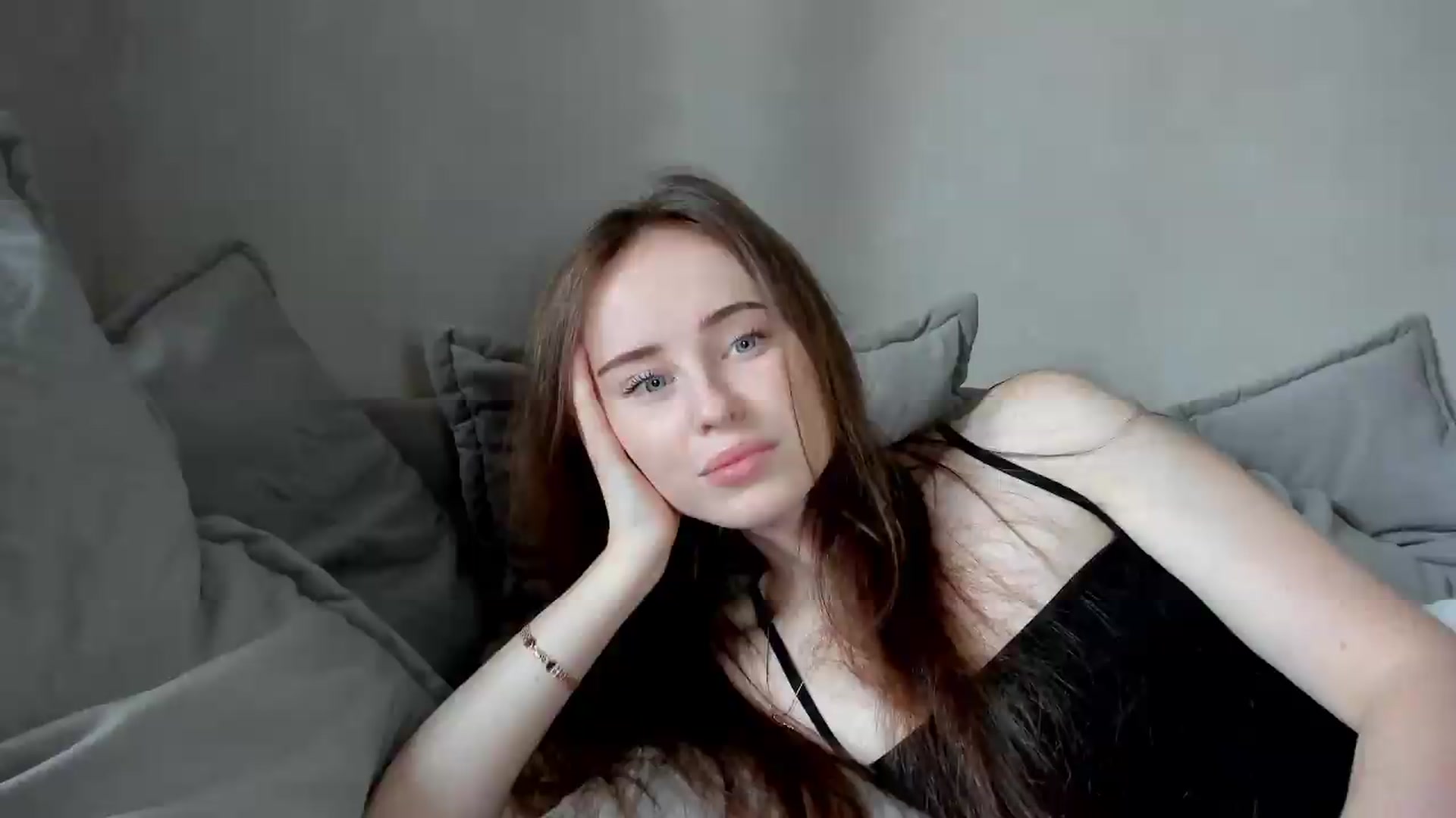 Gallery image thumbnail from userSasha's myfreecams stream on, 07/06/2026, 05:39 image 13 of 20
