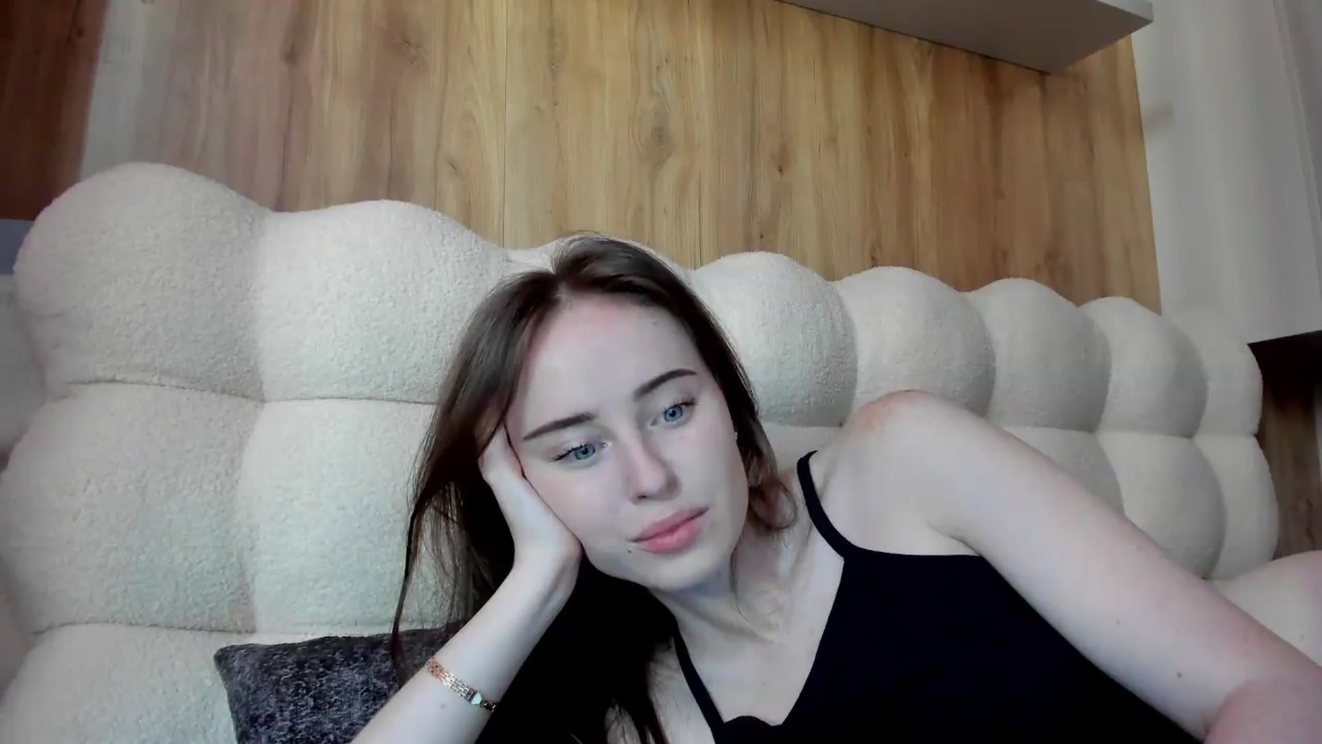 Gallery image thumbnail from userSasha's myfreecams stream on, 07/11/2026, 05:46 image 8 of 20