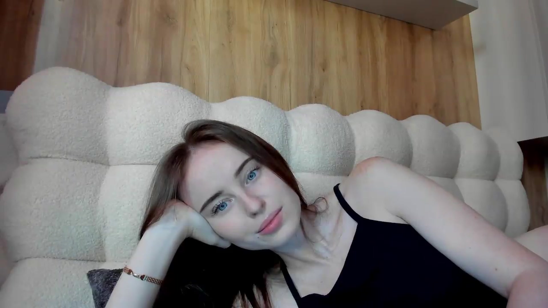 Gallery image thumbnail from userSasha's myfreecams stream on, 07/11/2026, 05:46 image 6 of 20