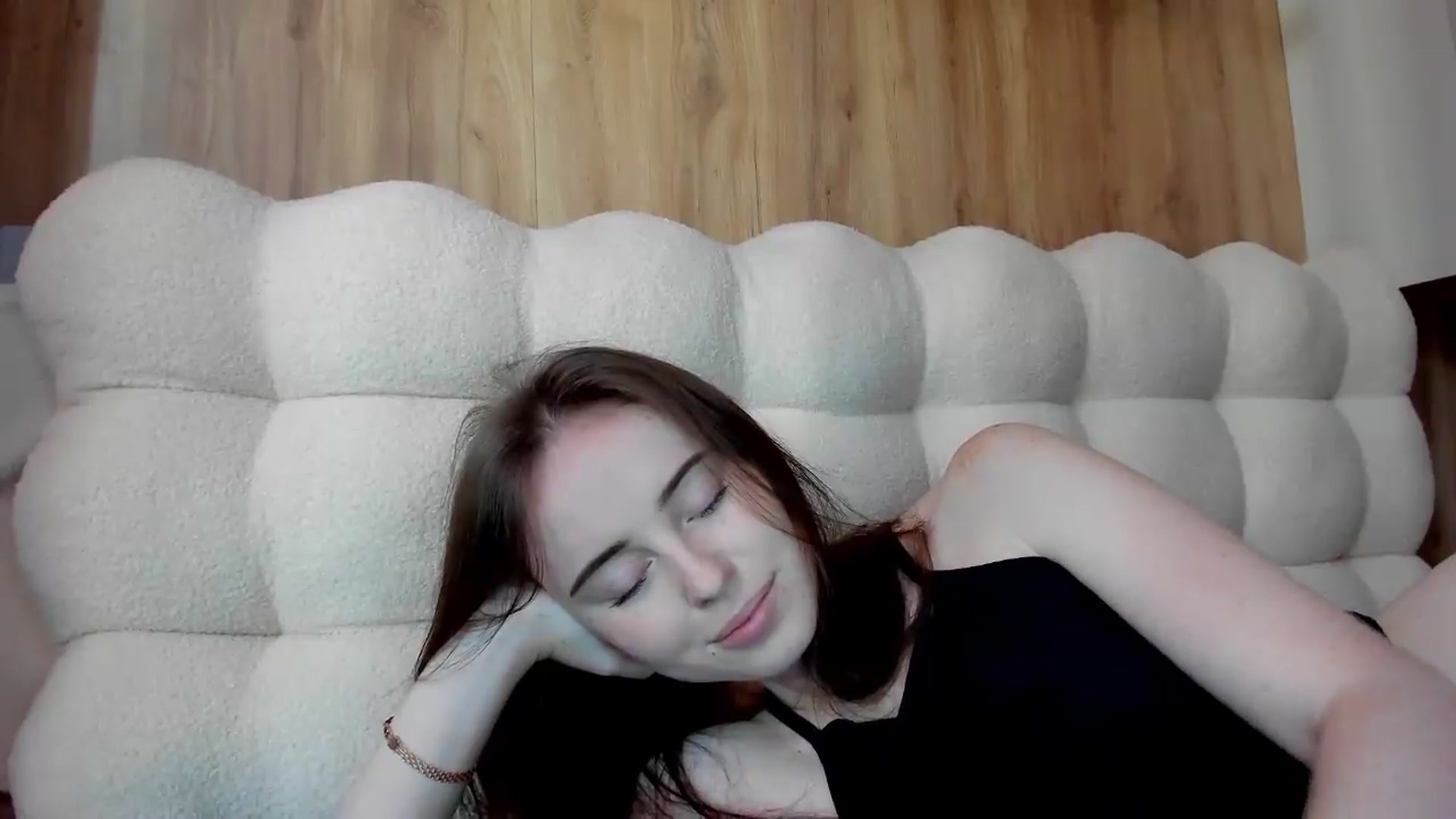 Gallery image thumbnail from userSasha's myfreecams stream on, 07/11/2026, 06:59 image 19 of 20