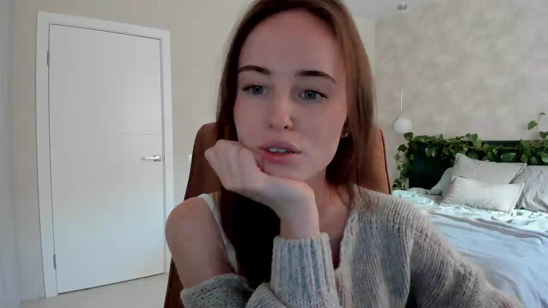 Gallery image thumbnail from userSasha's myfreecams stream on, 07/23/2026, 07:23 image 8 of 20
