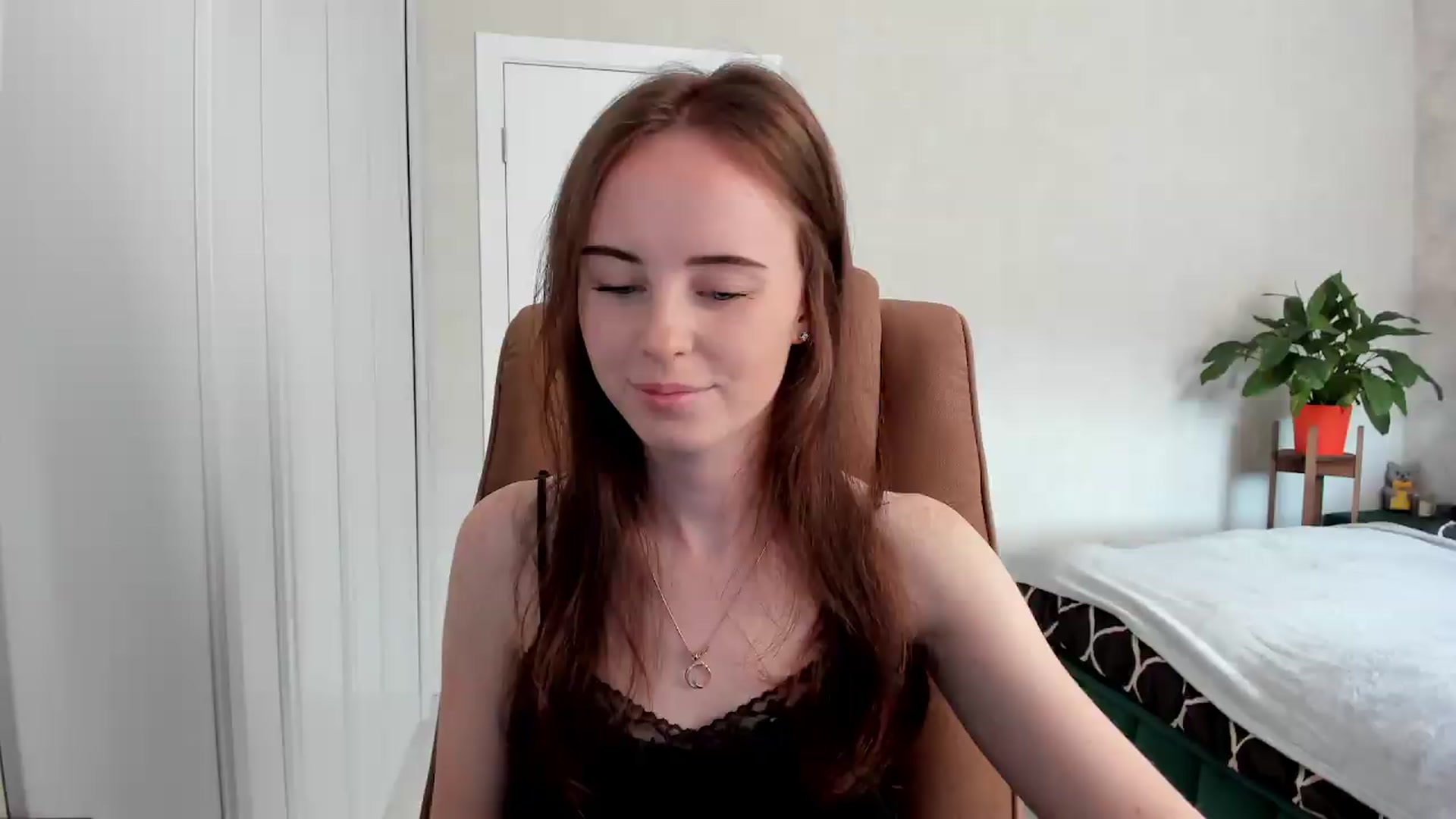 Gallery image thumbnail from userSasha's myfreecams stream on, 07/27/2026, 07:42 image 10 of 20