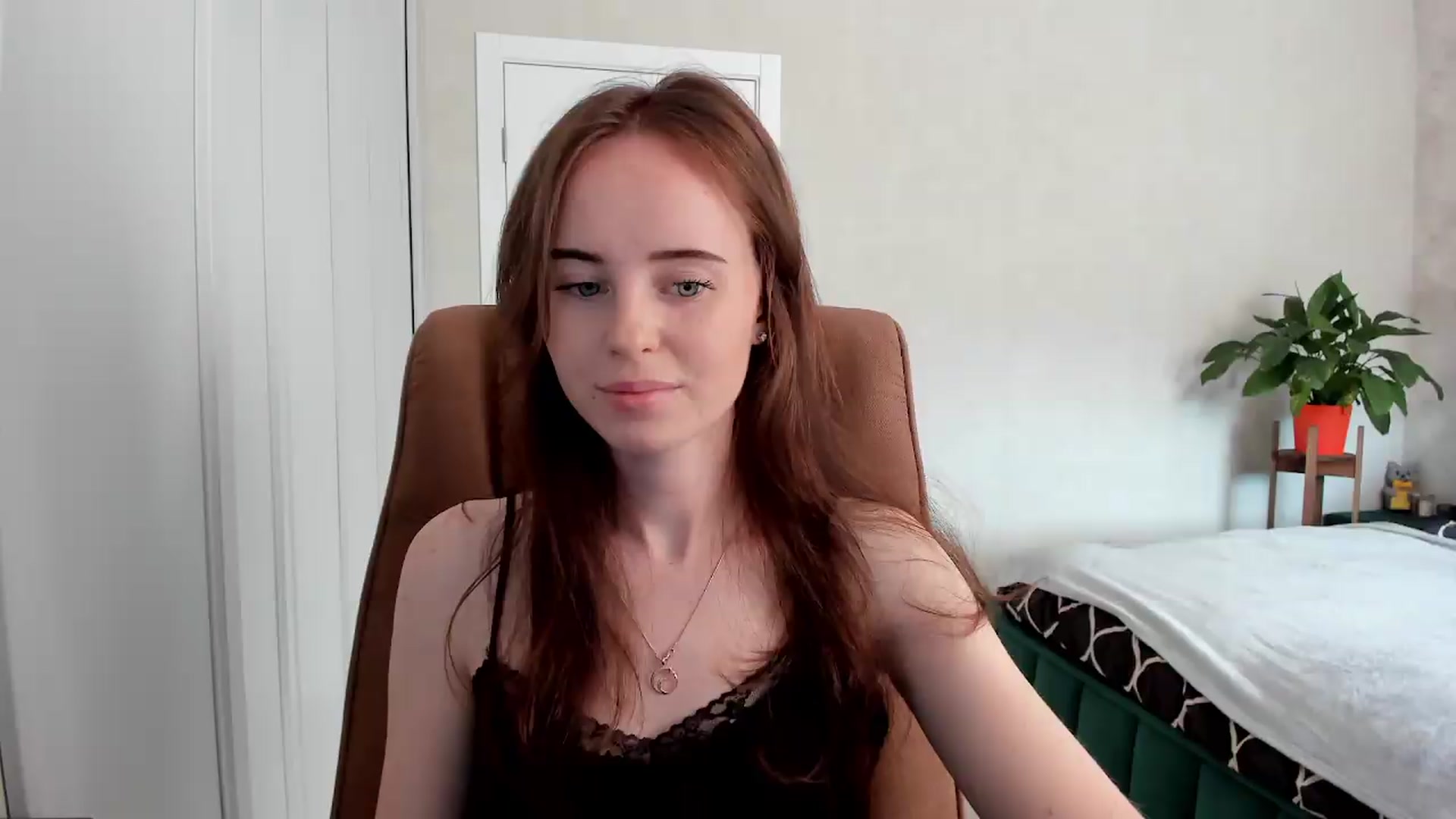 Gallery image thumbnail from userSasha's myfreecams stream on, 07/27/2026, 07:42 image 16 of 20