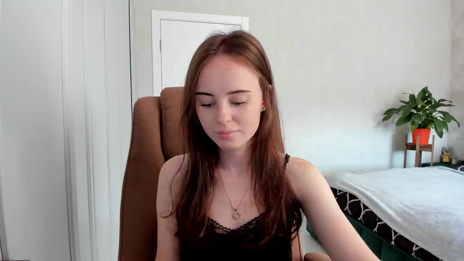 Gallery image thumbnail from userSasha's myfreecams stream on, 07/27/2026, 07:42 image 1 of 20