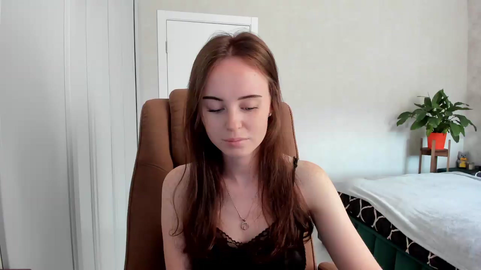 Gallery image thumbnail from userSasha's myfreecams stream on, 07/27/2026, 07:42 image 4 of 20