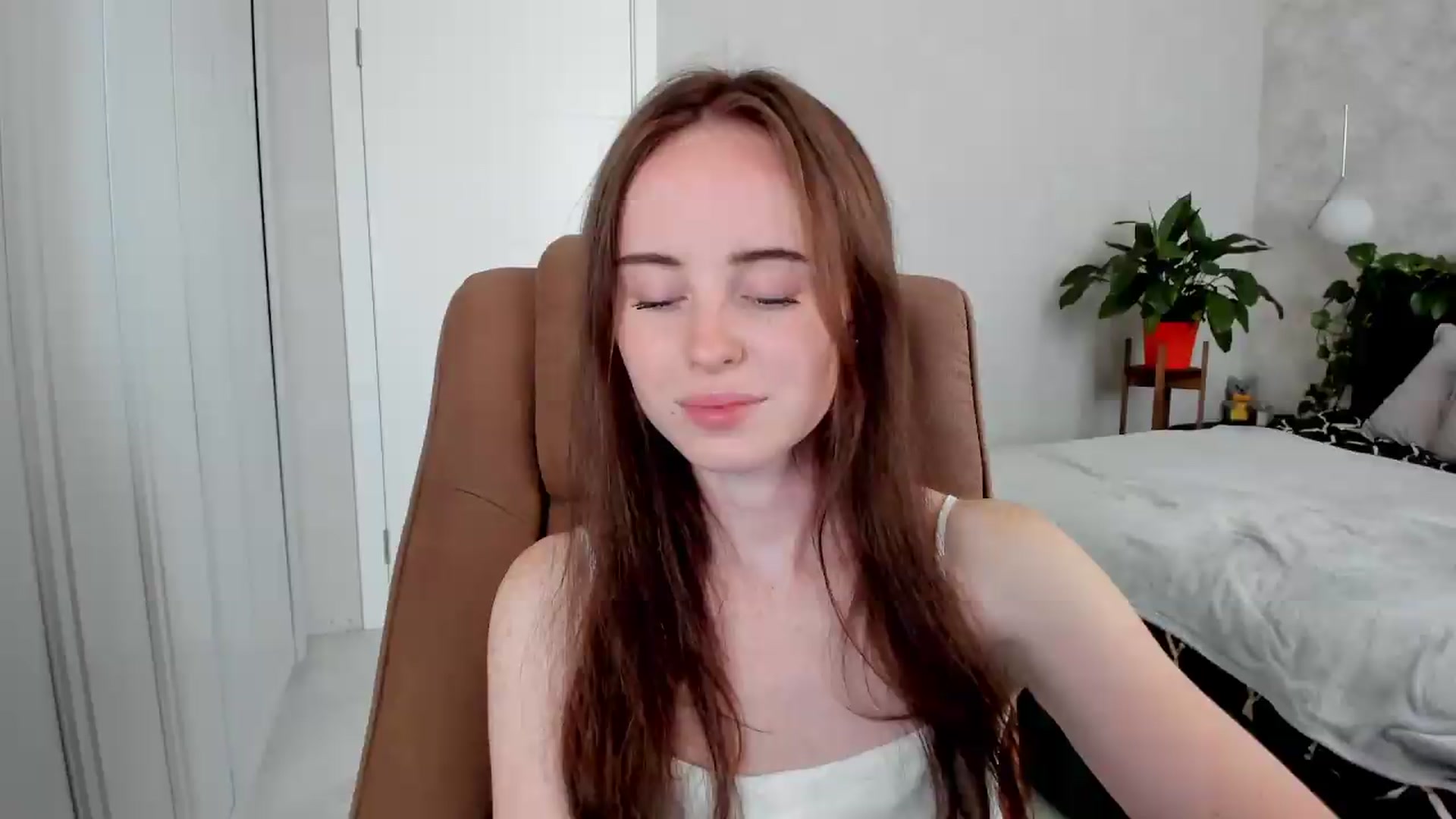 Gallery image thumbnail from userSasha's myfreecams stream on, 07/31/2026, 15:33 image 2 of 20