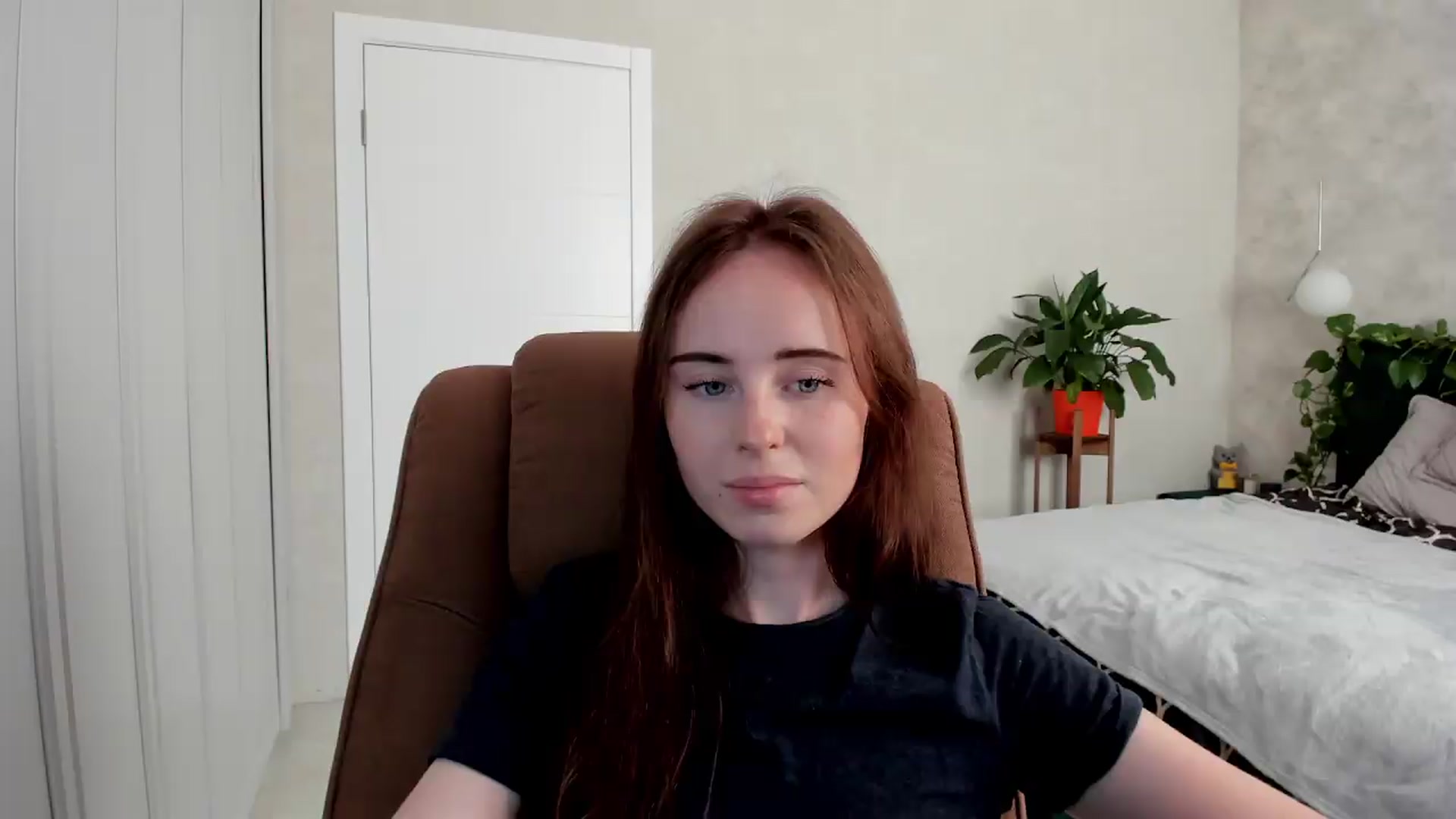Gallery image thumbnail from userSasha's myfreecams stream on, 08/01/2026, 08:15 image 12 of 20