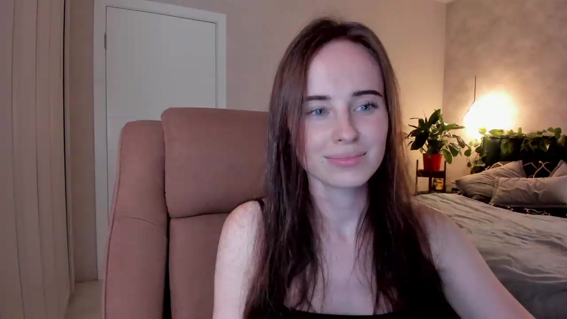 Gallery image thumbnail from userSasha's myfreecams stream on, 08/01/2026, 19:28 image 14 of 20