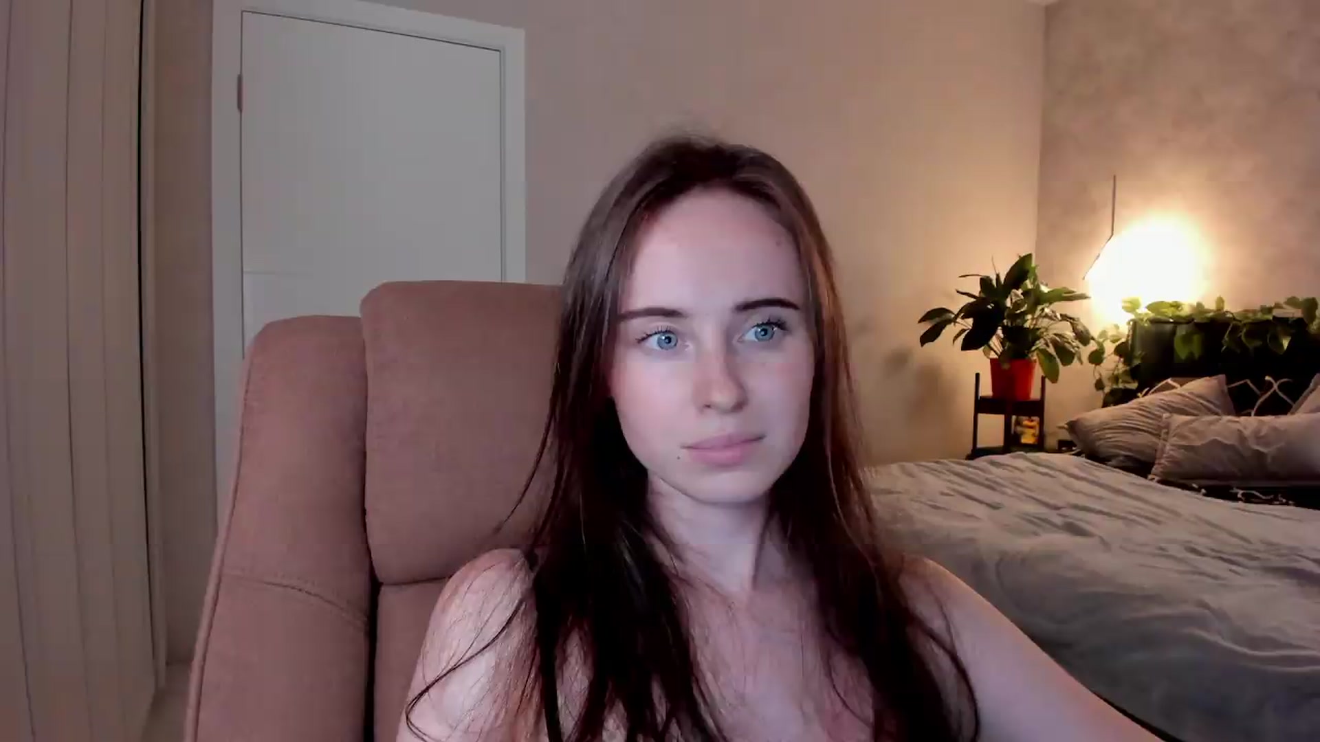 Gallery image thumbnail from userSasha's myfreecams stream on, 08/01/2026, 19:28 image 4 of 20