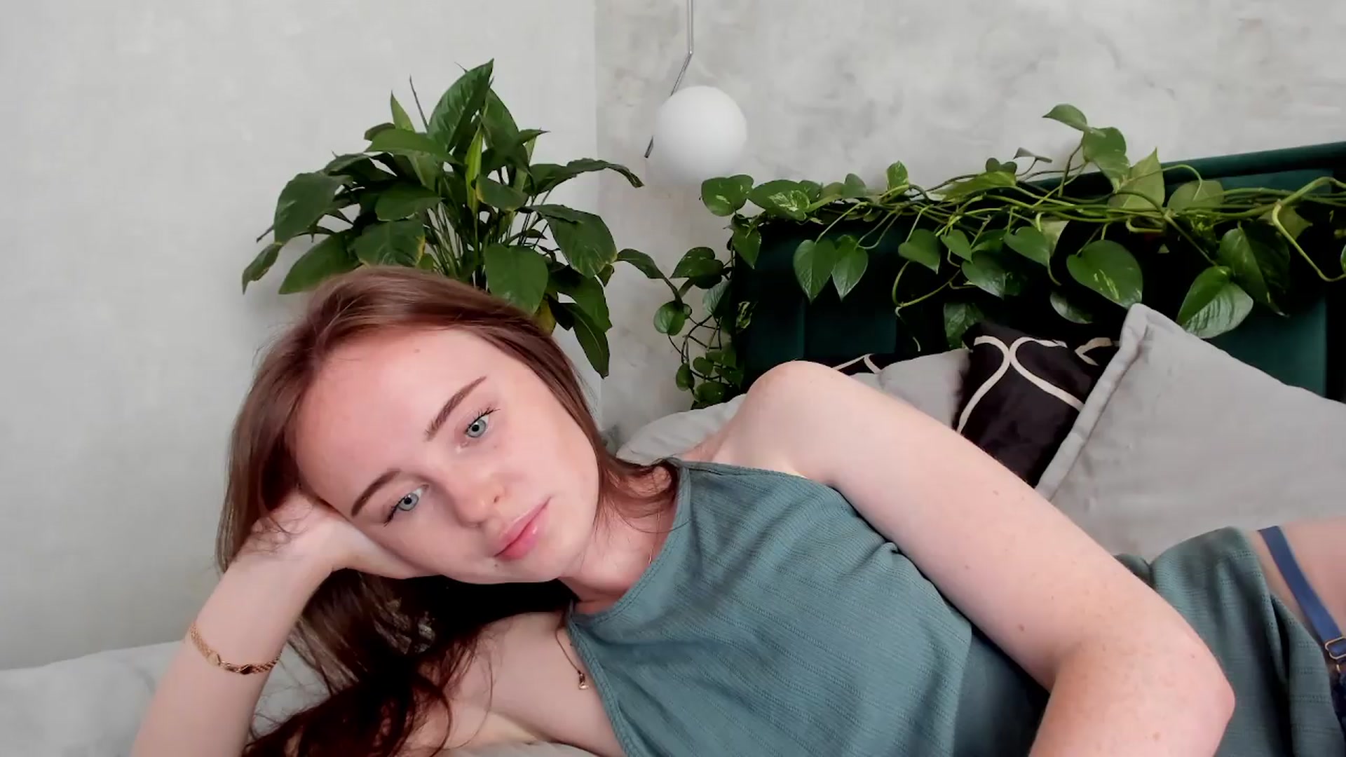Gallery image thumbnail from userSasha's myfreecams stream on, 08/02/2026, 08:08 image 19 of 20
