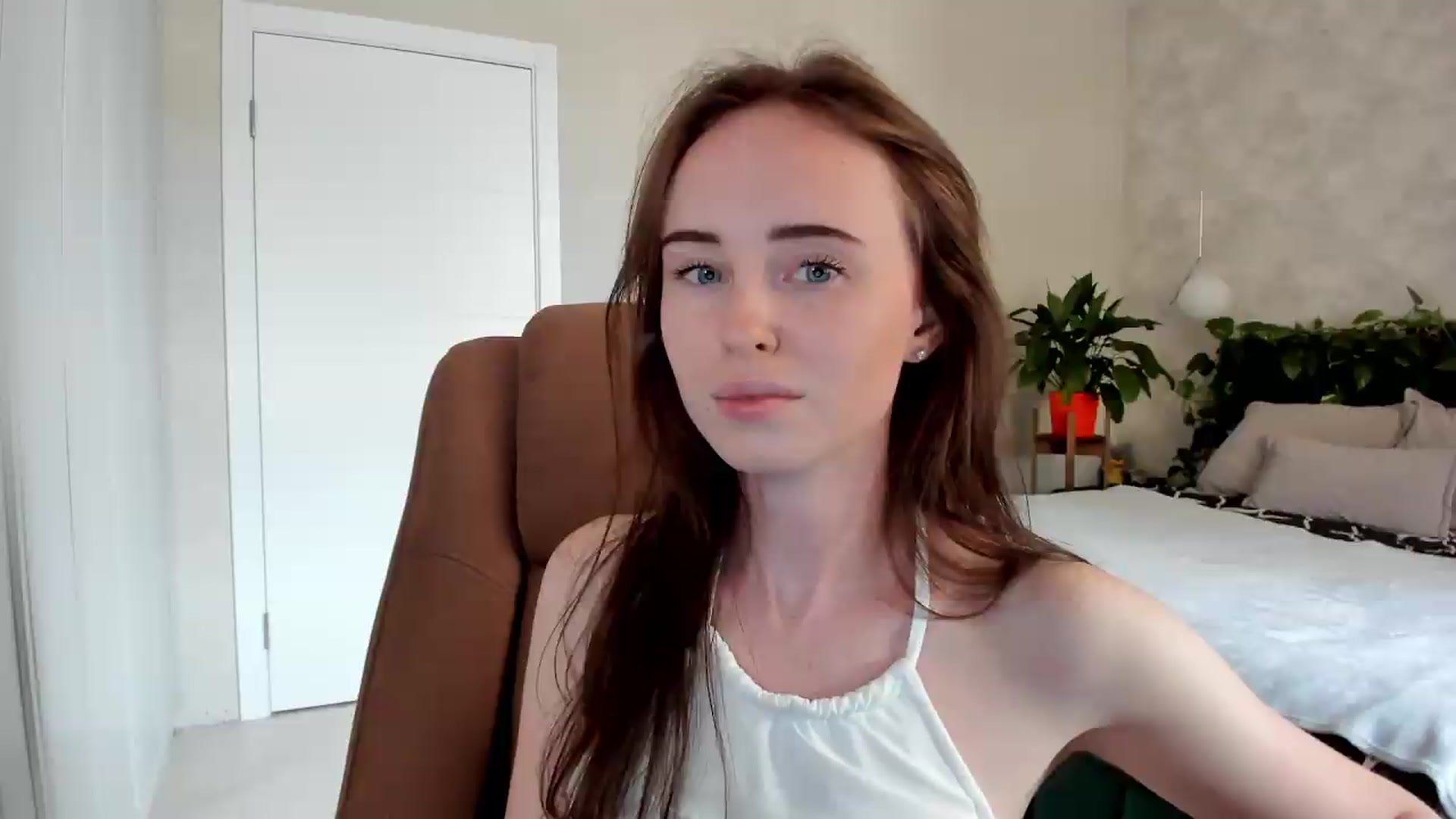 Gallery image thumbnail from userSasha's myfreecams stream on, 08/06/2026, 16:23 image 13 of 20
