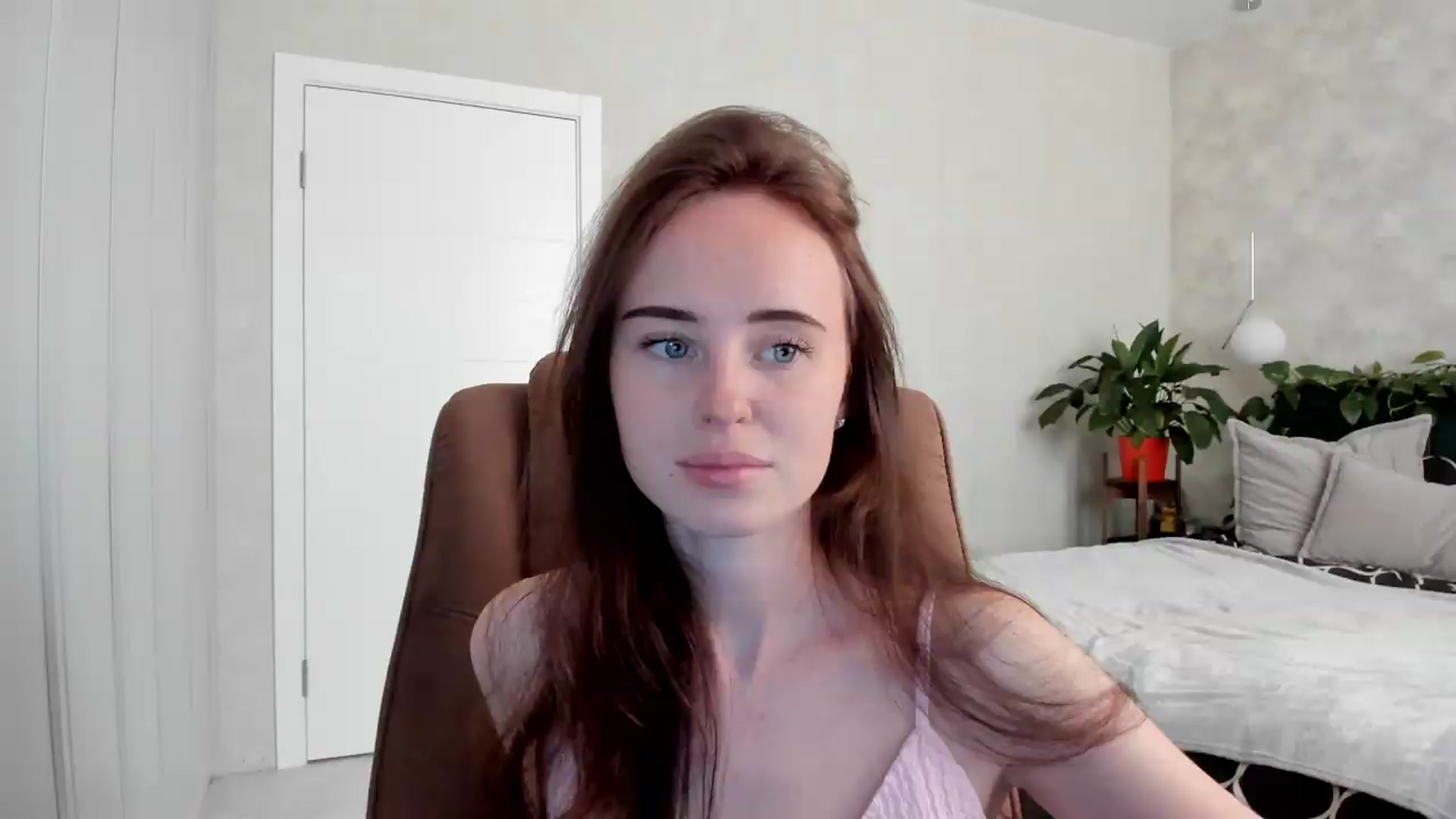 Gallery image thumbnail from userSasha's myfreecams stream on, 08/08/2026, 05:11 image 6 of 20
