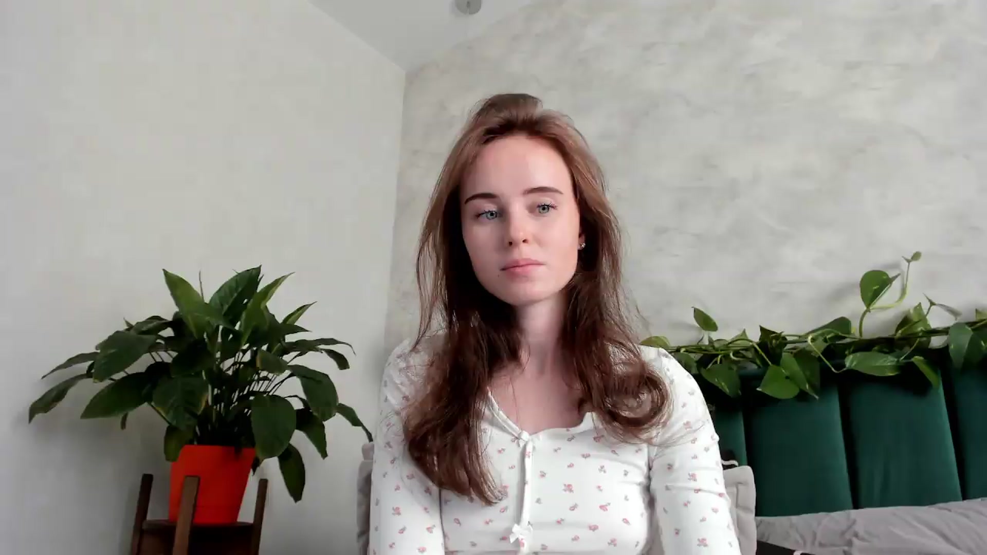 Gallery image thumbnail from userSasha's myfreecams stream on, 08/09/2026, 07:33 image 14 of 20