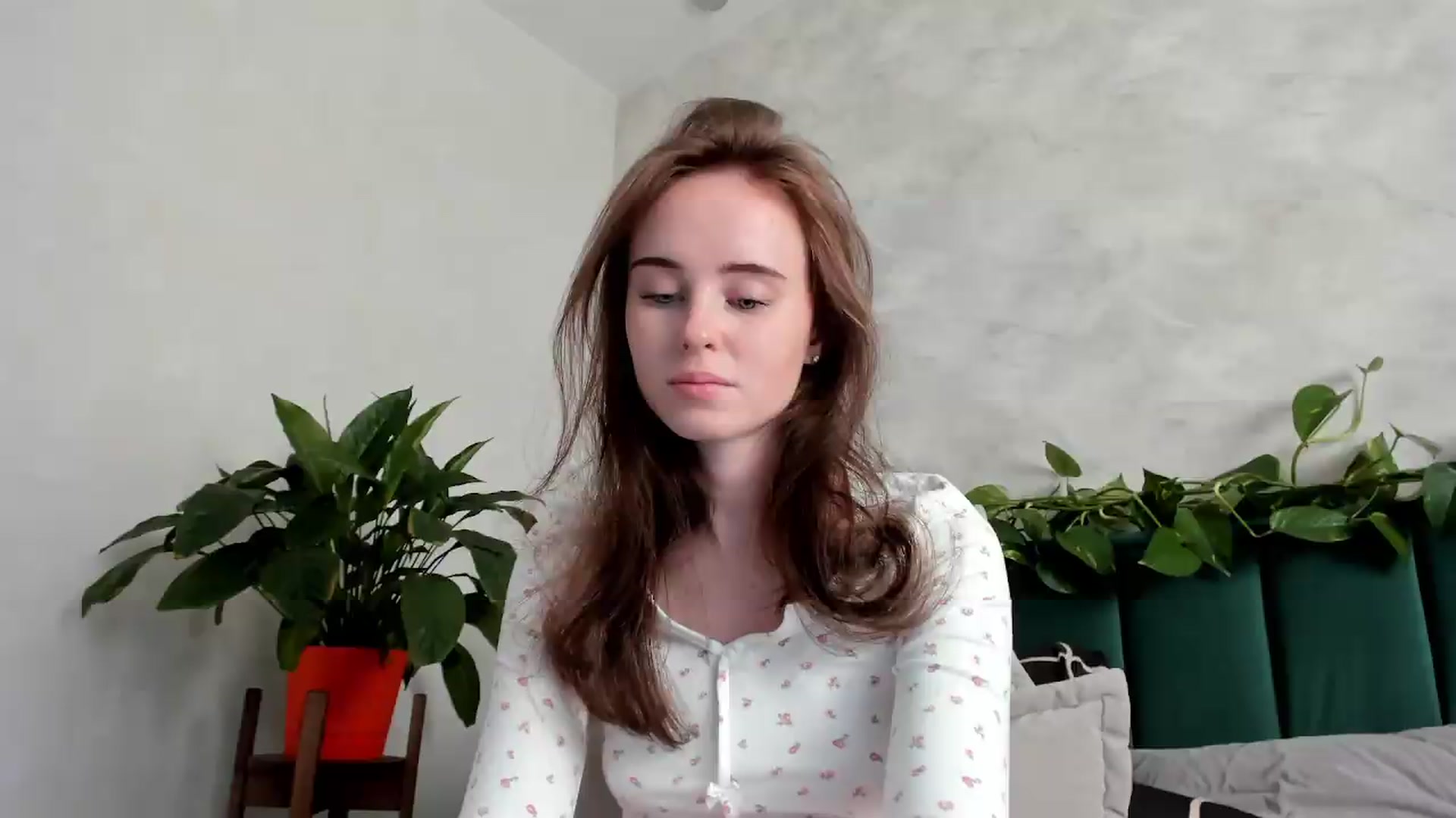 Gallery image thumbnail from userSasha's myfreecams stream on, 08/09/2026, 07:33 image 9 of 20
