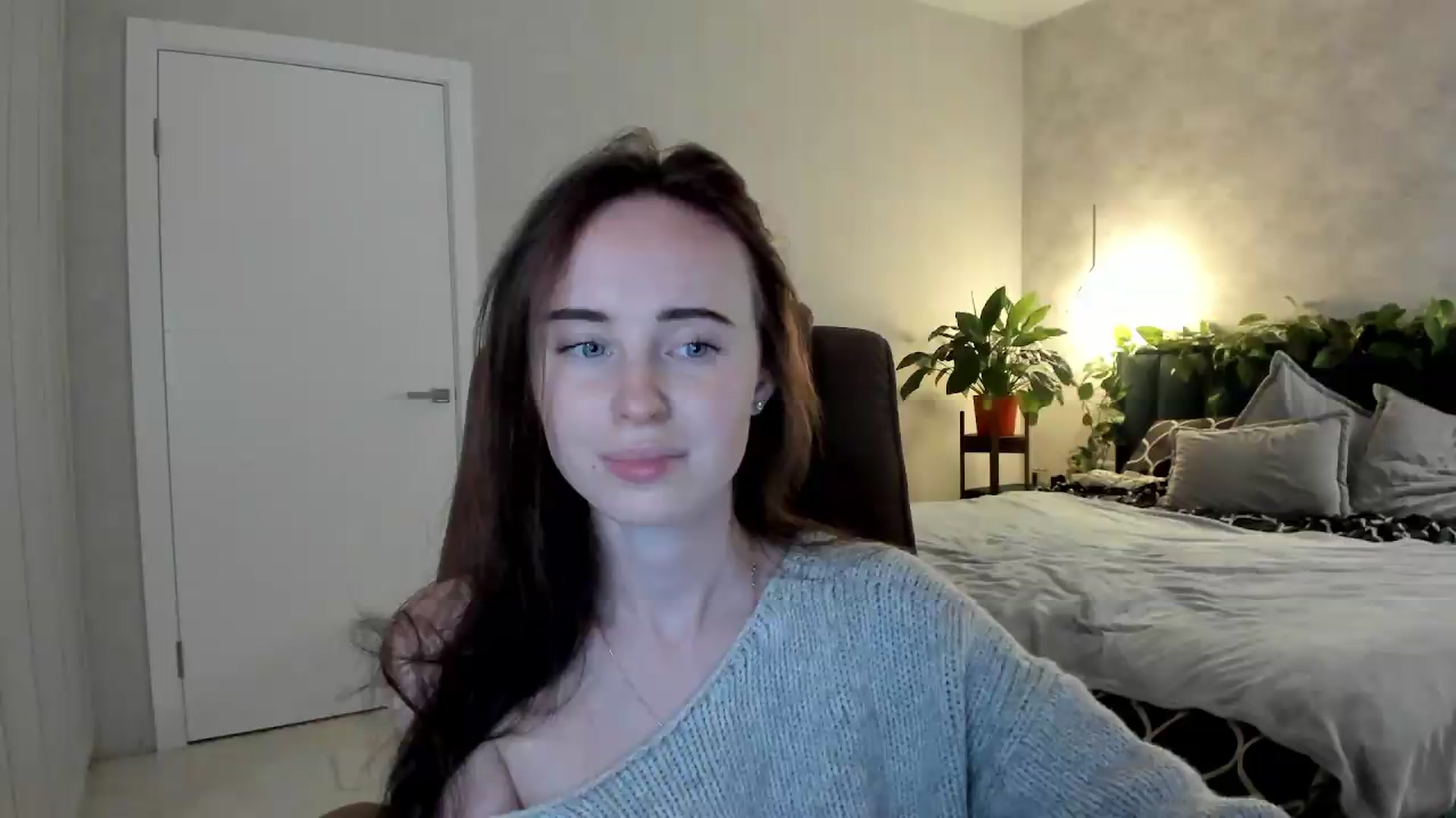 Gallery image thumbnail from userSasha's myfreecams stream on, 08/16/2026, 02:45 image 10 of 20