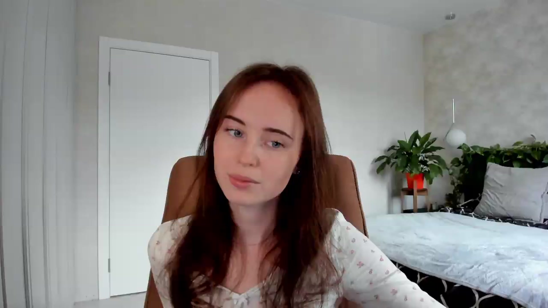 Gallery image thumbnail from userSasha's myfreecams stream on, 08/17/2026, 05:20 image 5 of 20