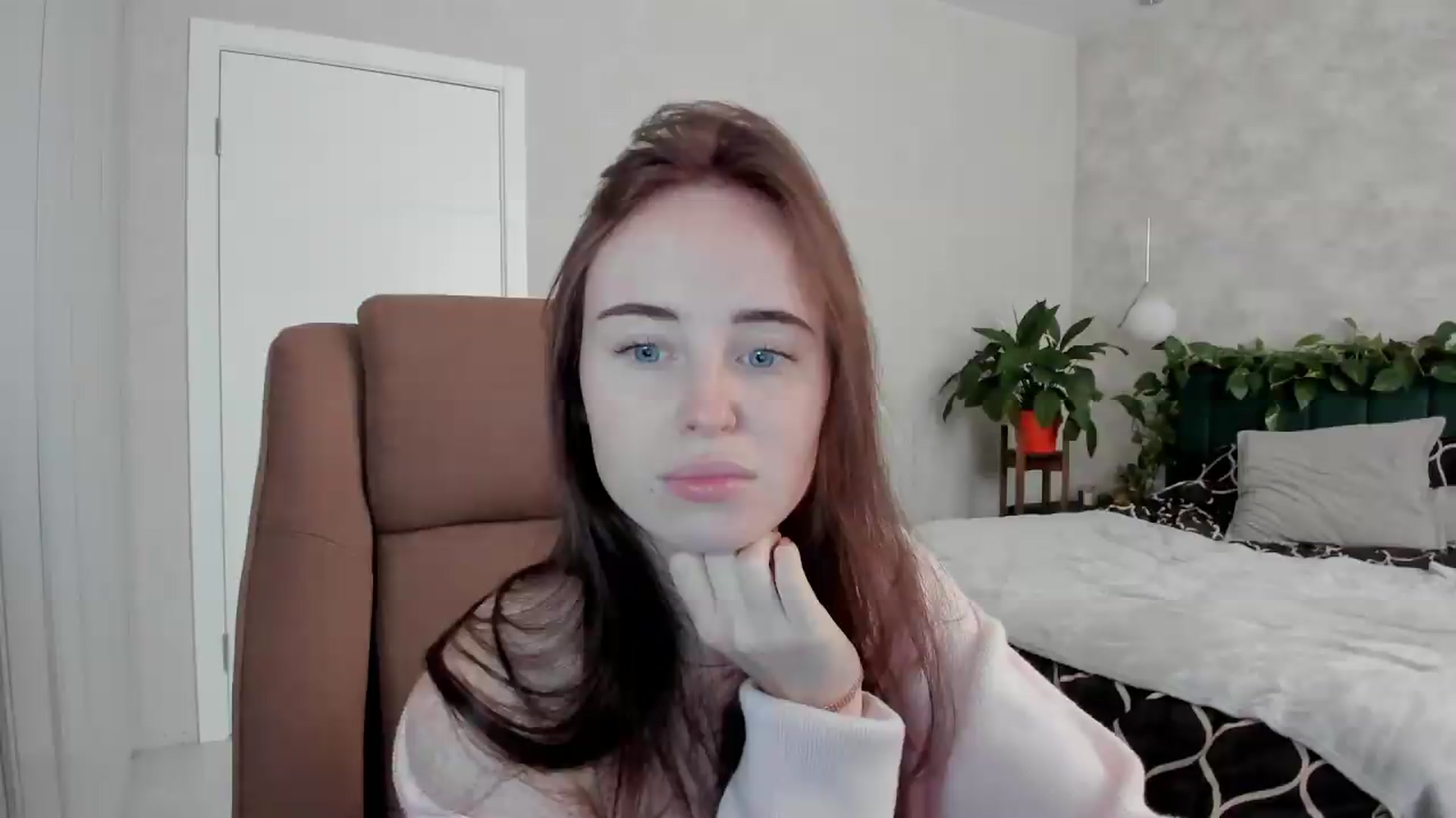 Gallery image thumbnail from userSasha's myfreecams stream on, 08/22/2026, 04:53 image 2 of 20