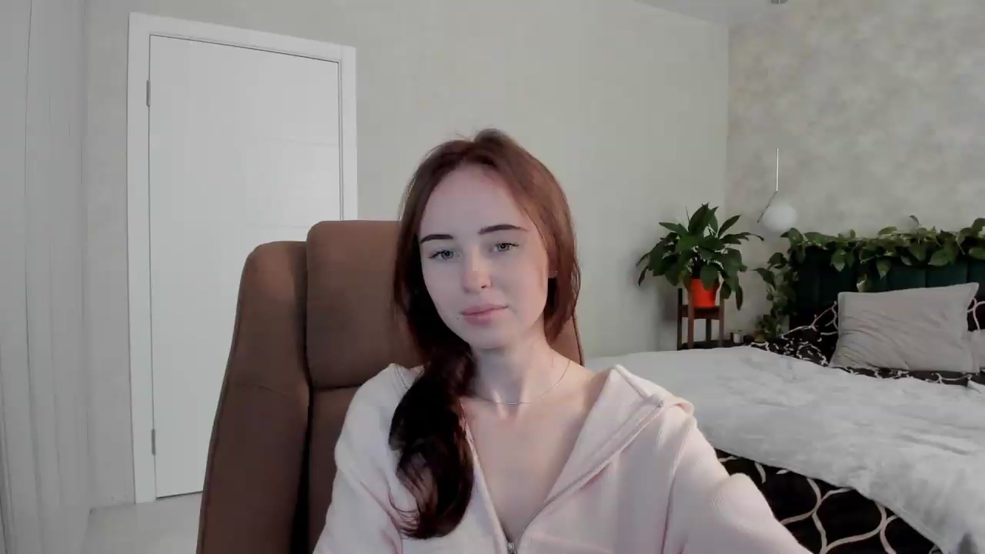 Gallery image thumbnail from userSasha's myfreecams stream on, 08/22/2026, 04:53 image 9 of 20
