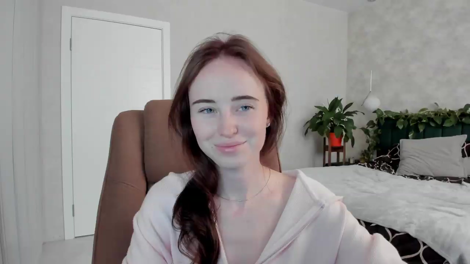Gallery image thumbnail from userSasha's myfreecams stream on, 08/22/2026, 04:53 image 6 of 20