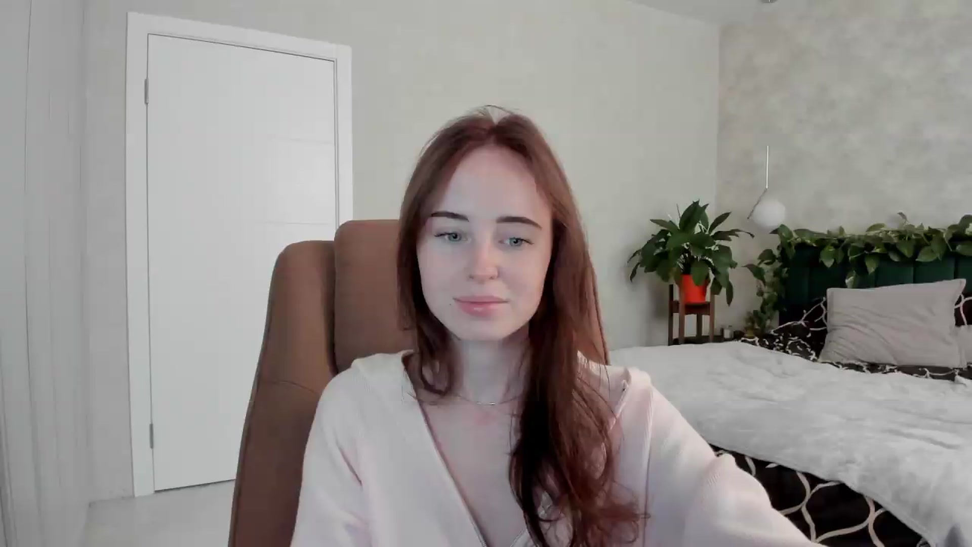 Gallery image thumbnail from userSasha's myfreecams stream on, 08/22/2026, 04:53 image 4 of 20