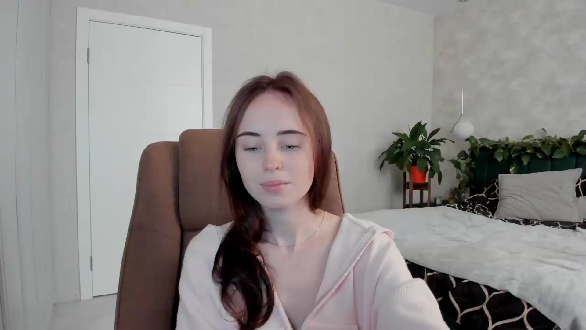 Gallery image thumbnail from userSasha's myfreecams stream on, 08/22/2026, 04:53 image 16 of 20