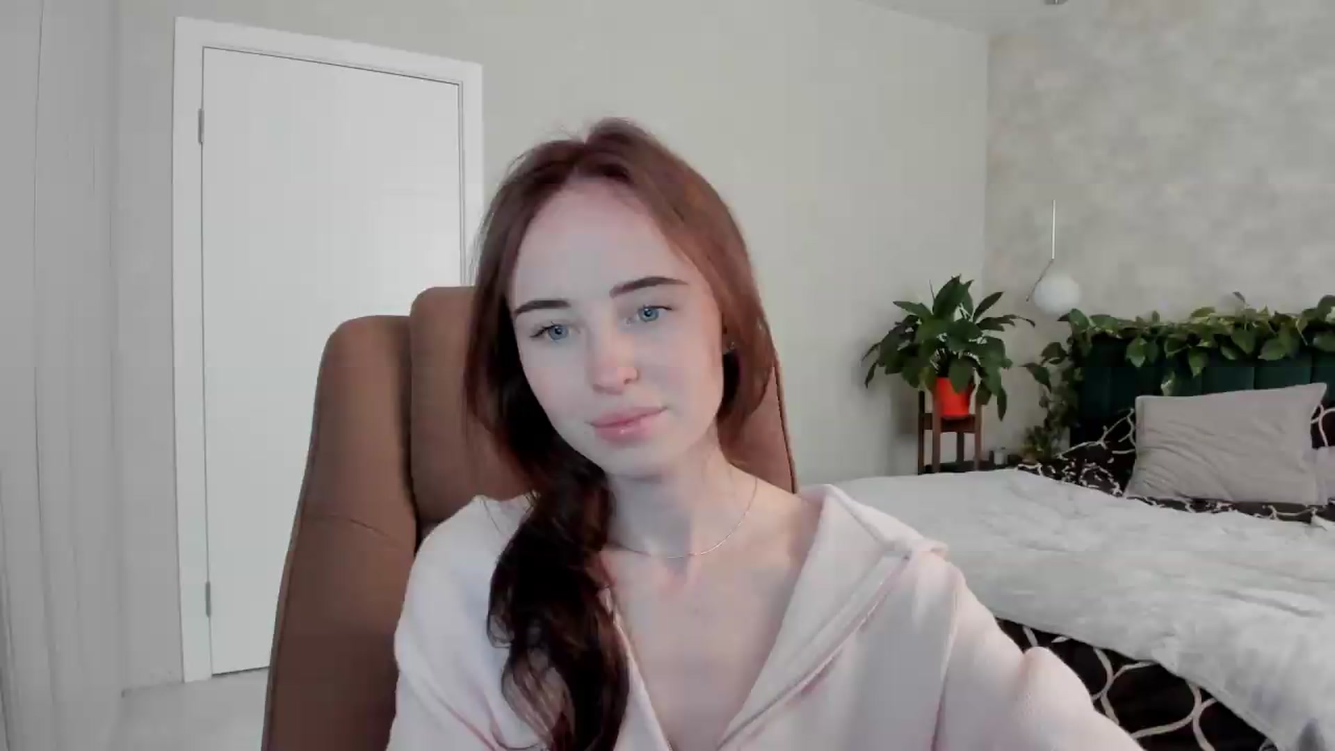 Gallery image thumbnail from userSasha's myfreecams stream on, 08/22/2026, 04:53 image 7 of 20
