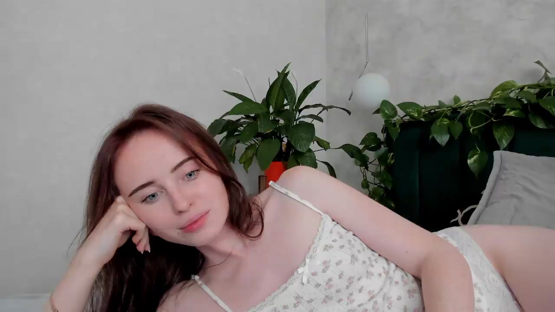 Gallery image thumbnail from userSasha's myfreecams stream on, 08/28/2026, 14:10 image 2 of 20